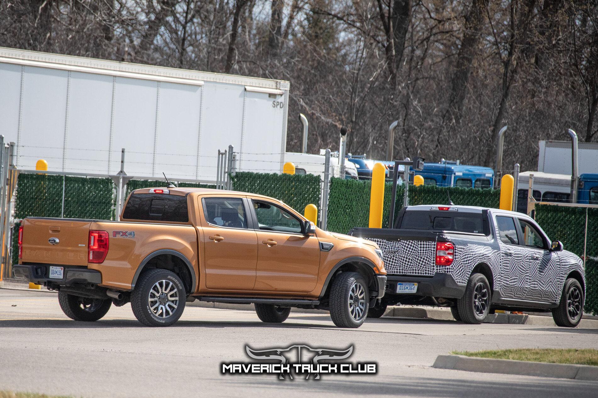 2022 Maverick Pickup vs Ranger 9.jpg
