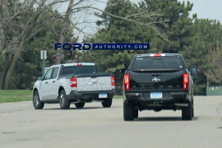 Ford Maverick Ford Maverick Spied Testing Alongside Ranger 2022-Ford-Maverick-Prototype-Spy-Shots-Exterior-April-2021-002-size-comparison-with-2020-Ford