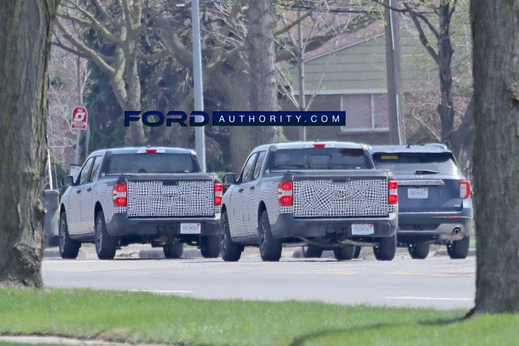 Ford Maverick Ford Maverick Spied Testing Alongside Ranger 2022-Ford-Maverick-Prototype-Spy-Shots-Exterior-April-2021-001-size-comparison-with-2020-Ford-
