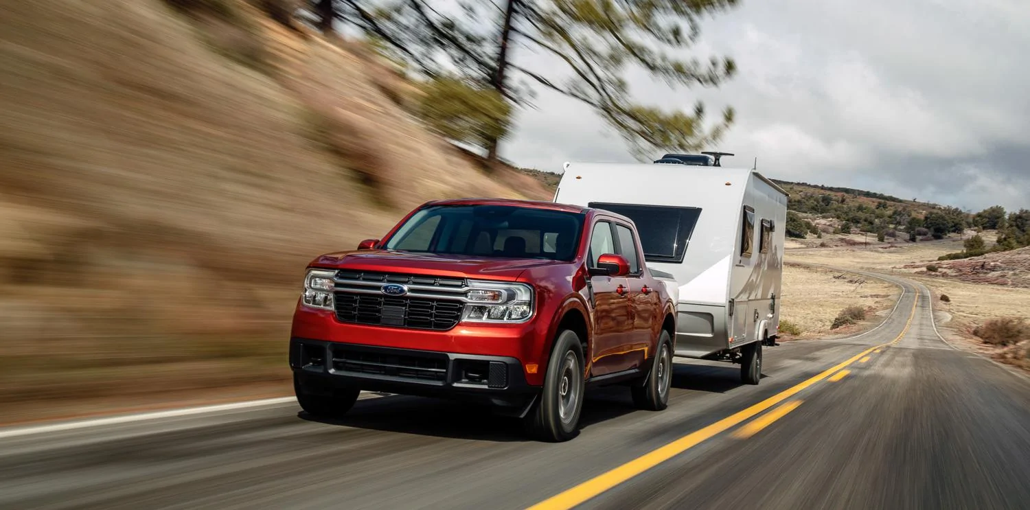 Ford Maverick 2022 Ford Maverick Pickup Truck Revealed with Standard Hybrid, 40MPG City, $20K MSRP 2022-ford-maverick-pickup-truck-revealed-debut-7