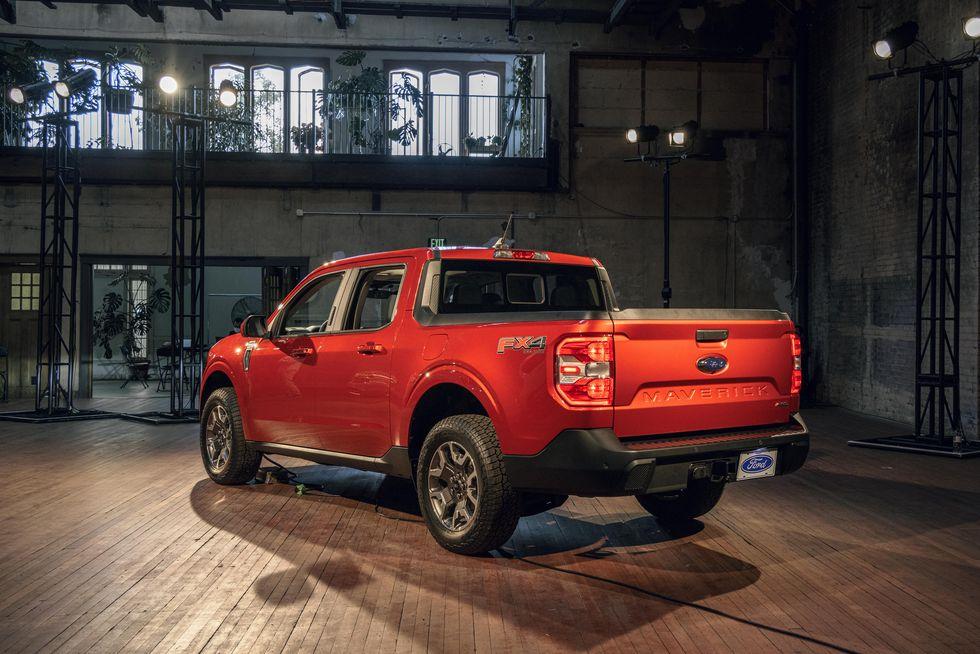 Ford Maverick Real-Life Photos: 2022 Maverick Lariat FX4 (Exterior & Interior) 2022-ford-maverick-lariat-fx4-awd-105-1623083055