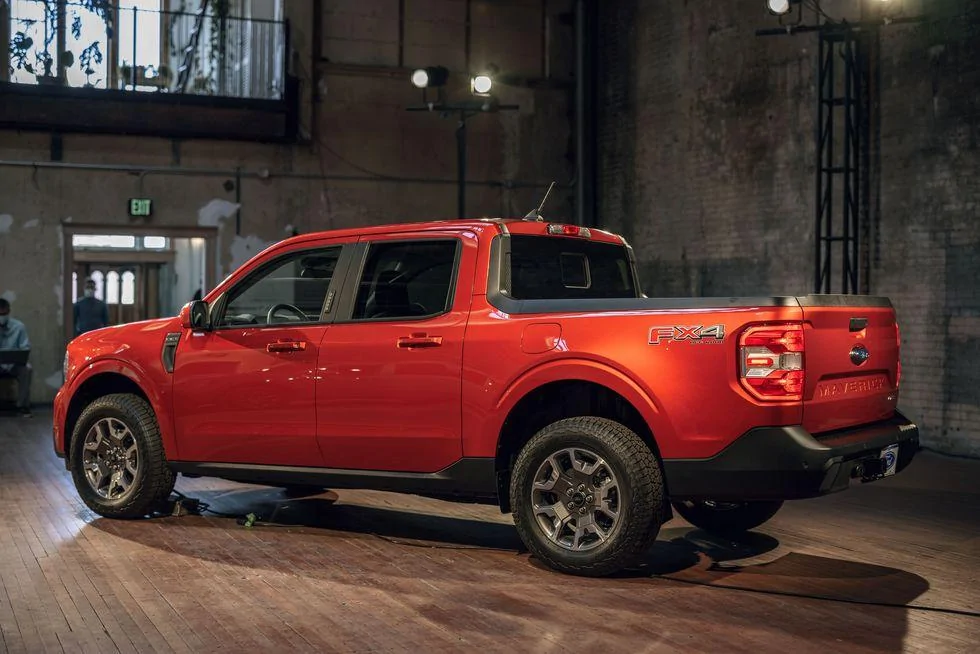 Ford Maverick Real-Life Photos: 2022 Maverick Lariat FX4 (Exterior & Interior) 2022-ford-maverick-lariat-fx4-awd-107-1623083048