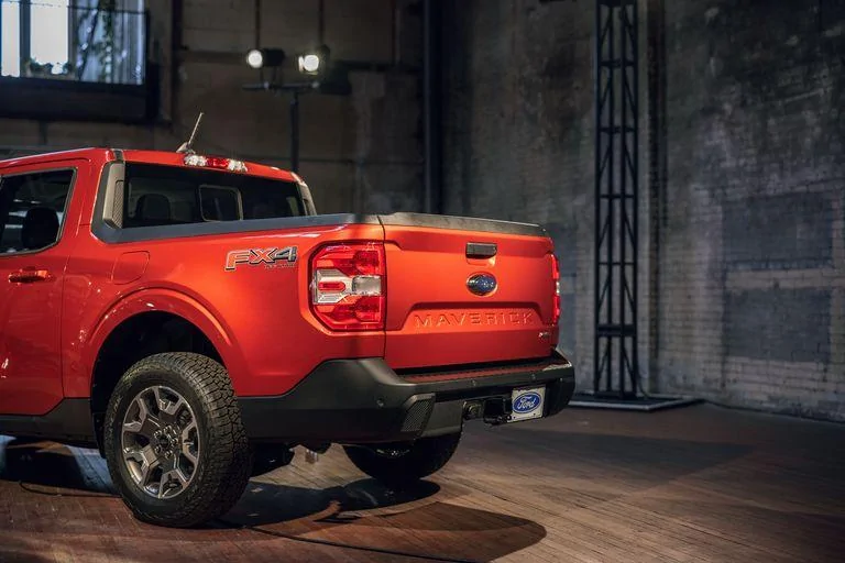 Ford Maverick Real-Life Photos: 2022 Maverick Lariat FX4 (Exterior & Interior) 2022-ford-maverick-lariat-fx4-awd-115-1623083056