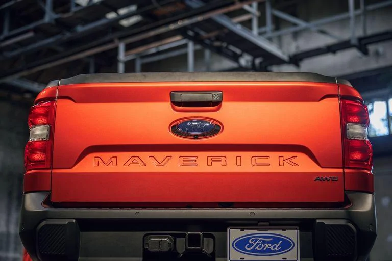 Ford Maverick Real-Life Photos: 2022 Maverick Lariat FX4 (Exterior & Interior) 2022-ford-maverick-lariat-fx4-awd-117-1623083059