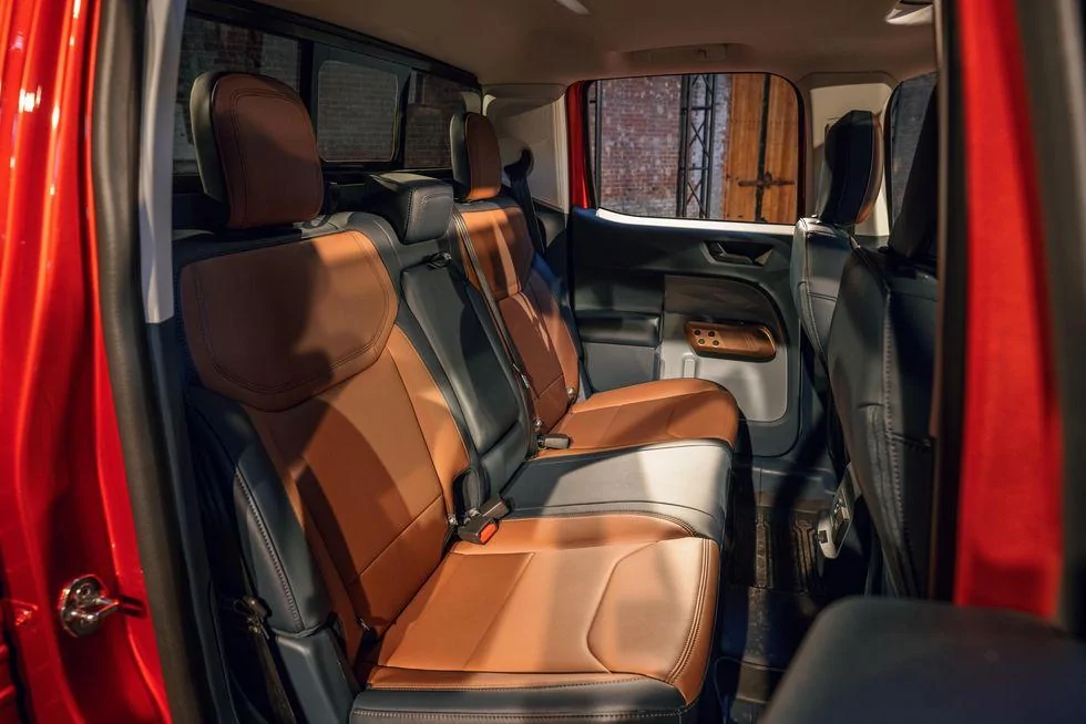 Ford Maverick Real-Life Photos: 2022 Maverick Lariat FX4 (Exterior & Interior) 2022-ford-maverick-lariat-fx4-awd-138-1623083074