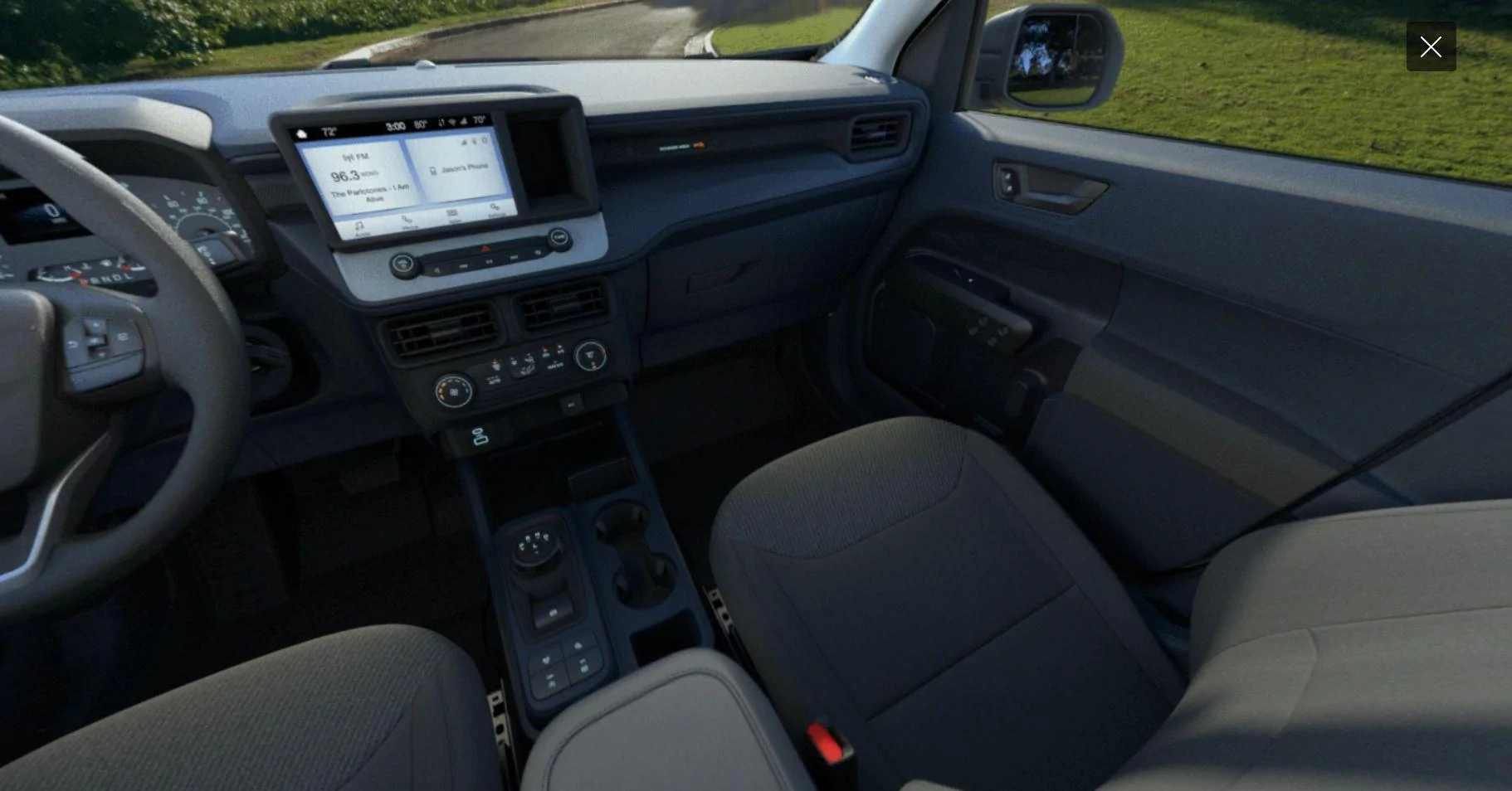 Ford Maverick XL vs XLT interior Mav08