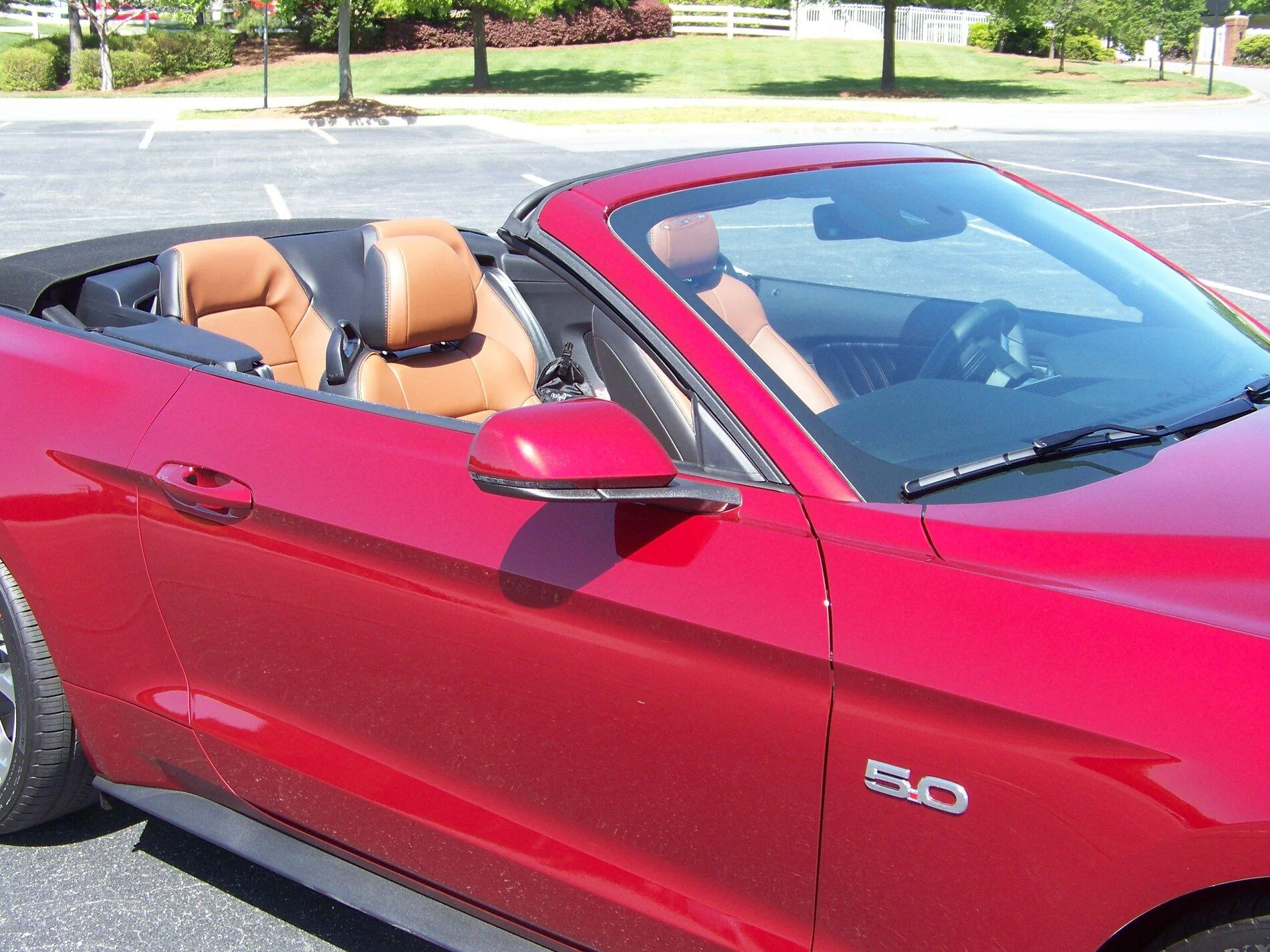 Ford Maverick Similar Interior to Lariat Trim? 100_4361