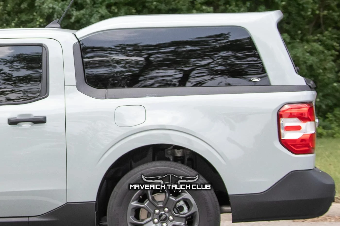 Ford Maverick CACTUS GRAY Maverick Photos Thread ford-maverick-spied-with-bed-cap-topper-9