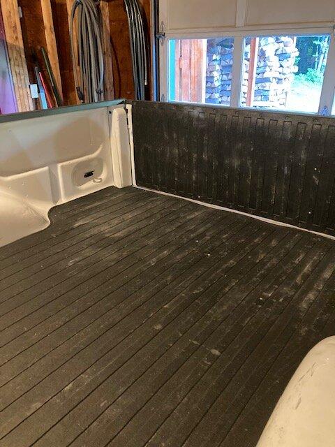 Ford Maverick 85B Bed Mat - Removable : Does This Include Bed Tailgate Protective Piece As Well? f150mat
