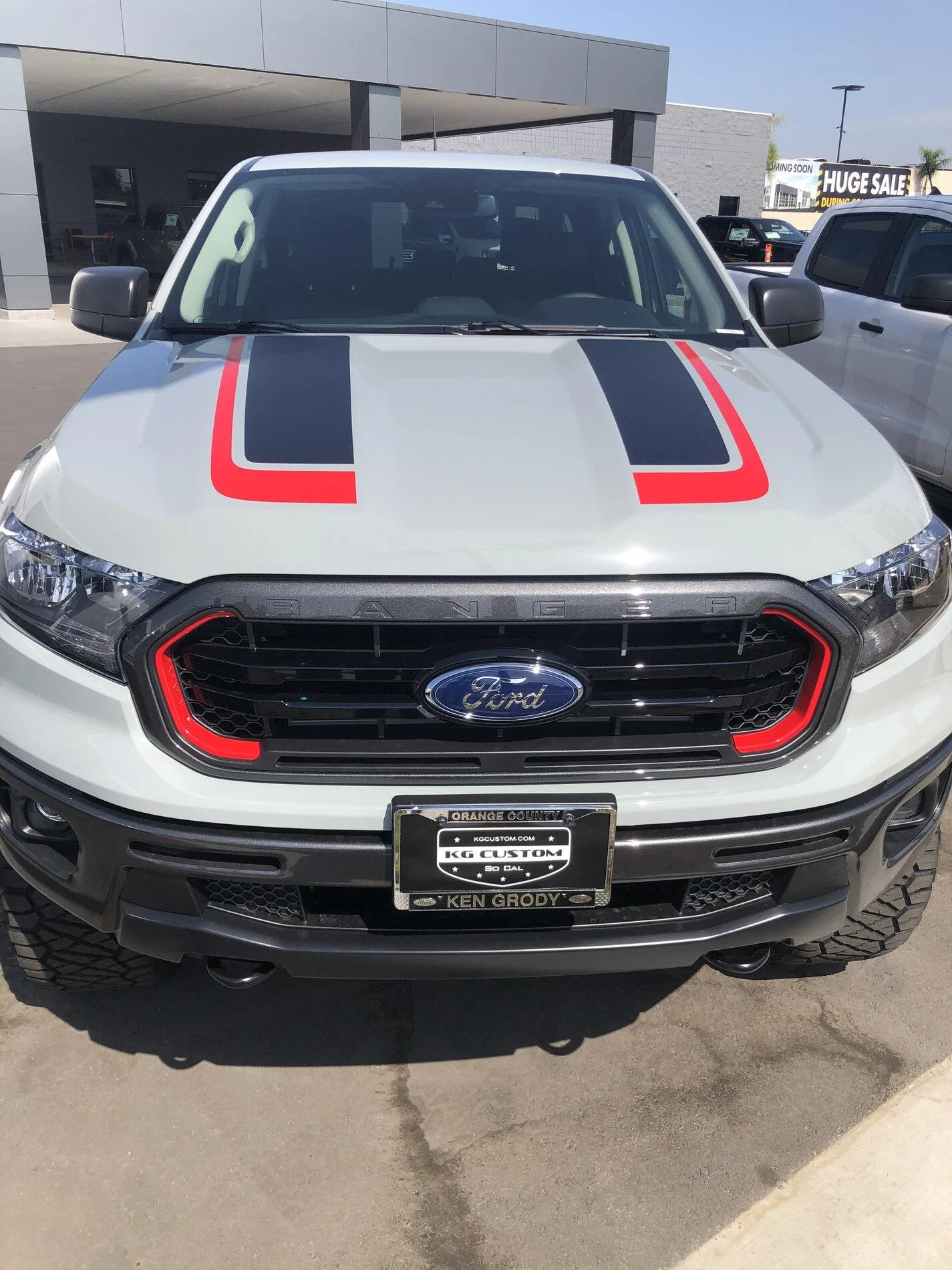 Ford Maverick Cactus Gray & Fighter Jet Gray 0E620297-E938-445C-B328-A3A841E2F2F1