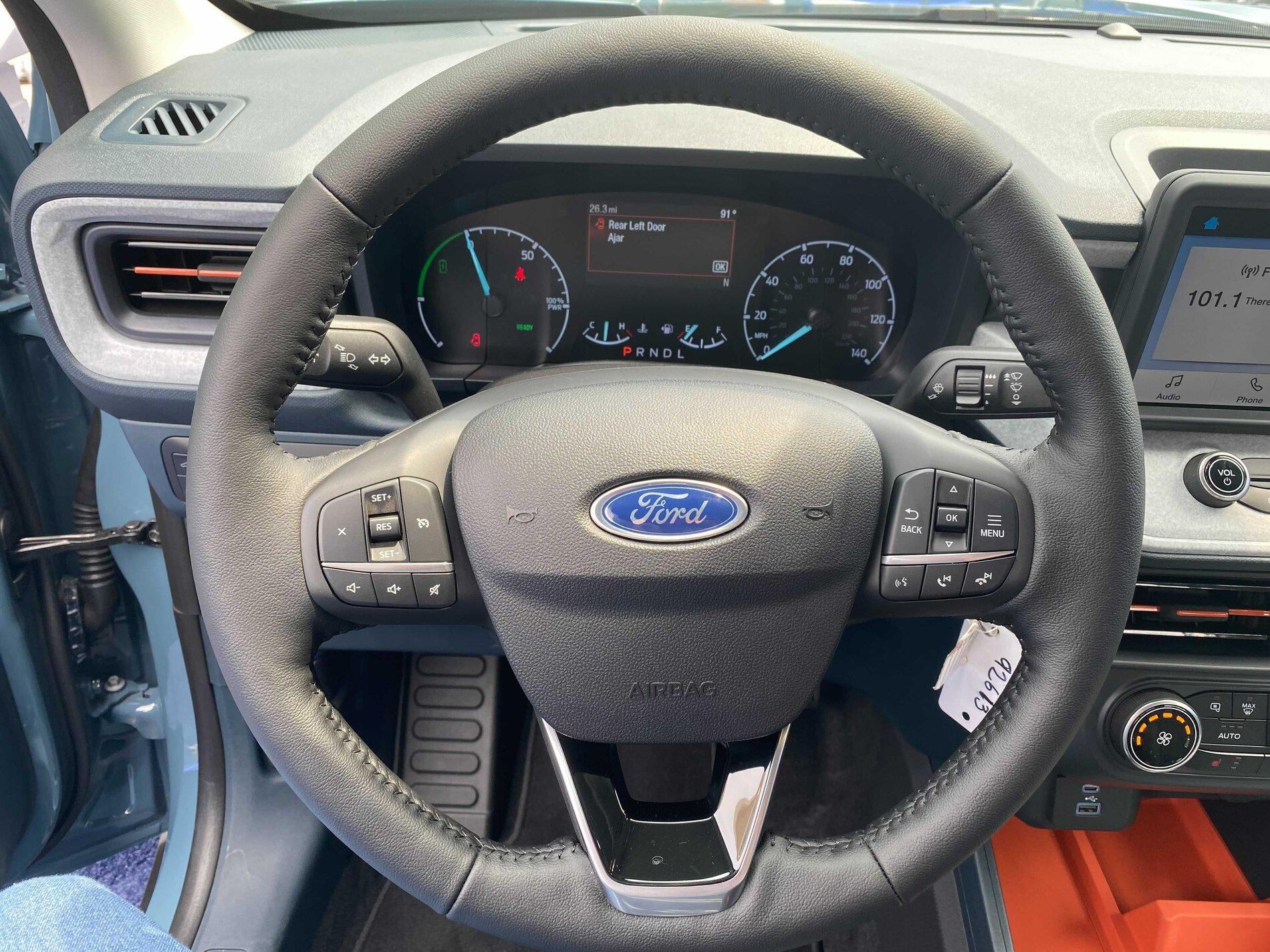 Ford Maverick AREA 51 Maverick Photos Thread Interior of Maverick XLT Chicago Auto Show 2