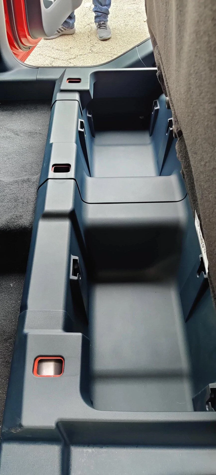 Ford Maverick Chicago Pics: 2022 Maverick Interior, Underhood / Engine, Rear Sliding Window, 4x4 Studs, Spare Tire, Undercarriage, Trailer Brake Controller 2022 Maverick Lariat Interior Pics 6