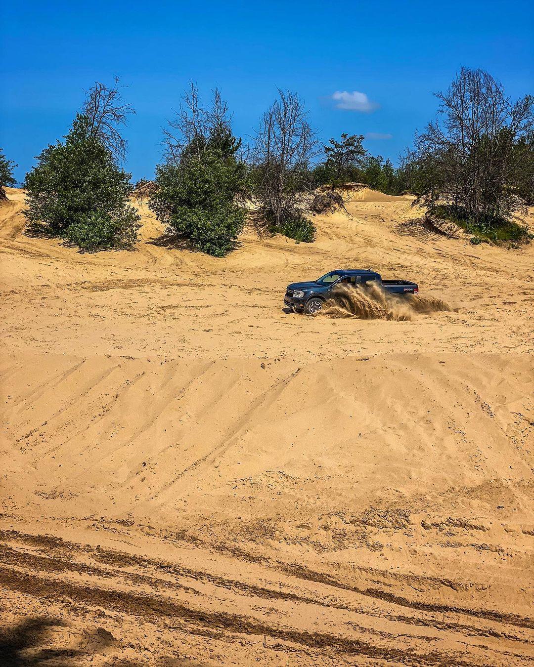 Ford Maverick Off-Road Maverick Pic & Comment: "Insane how capable this thing was in the trails and through the sand pits." maverick-truck-off-road-3