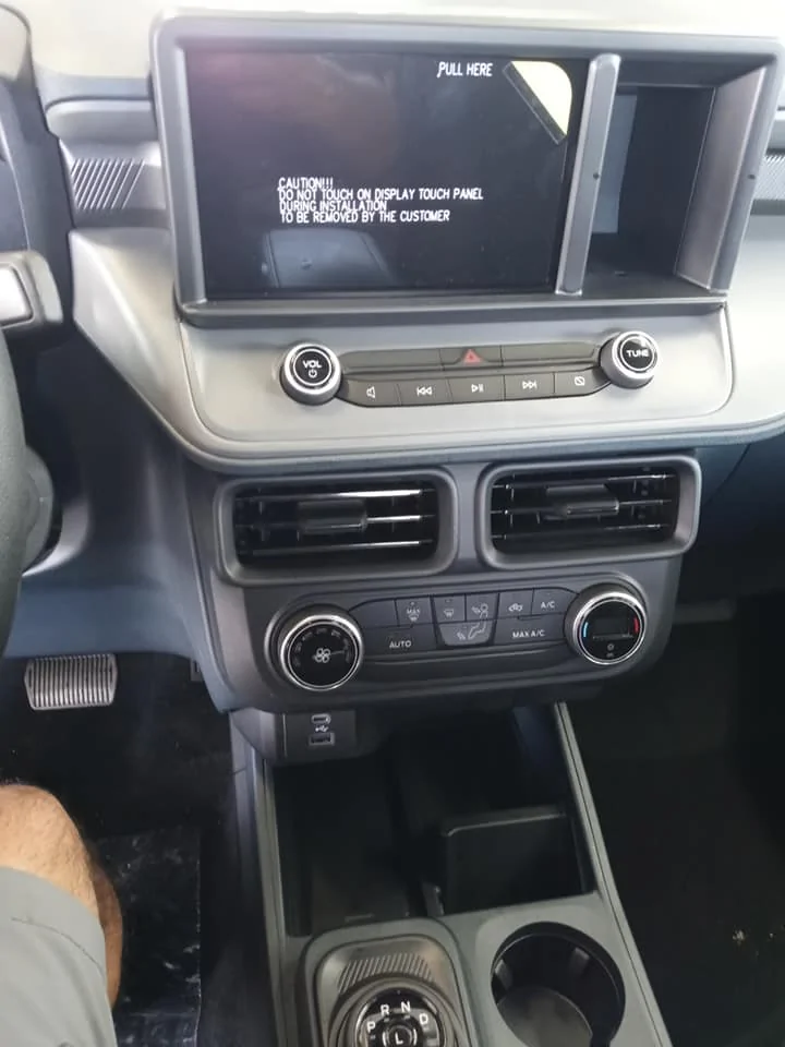 Ford Maverick Maverick XL Interior Shots 2022 Maverick XL Interior Pics Photos 5