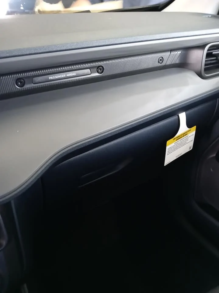 Ford Maverick OXFORD WHITE Maverick Photos Thread 2022 Maverick XL Interior Pics Photos 1