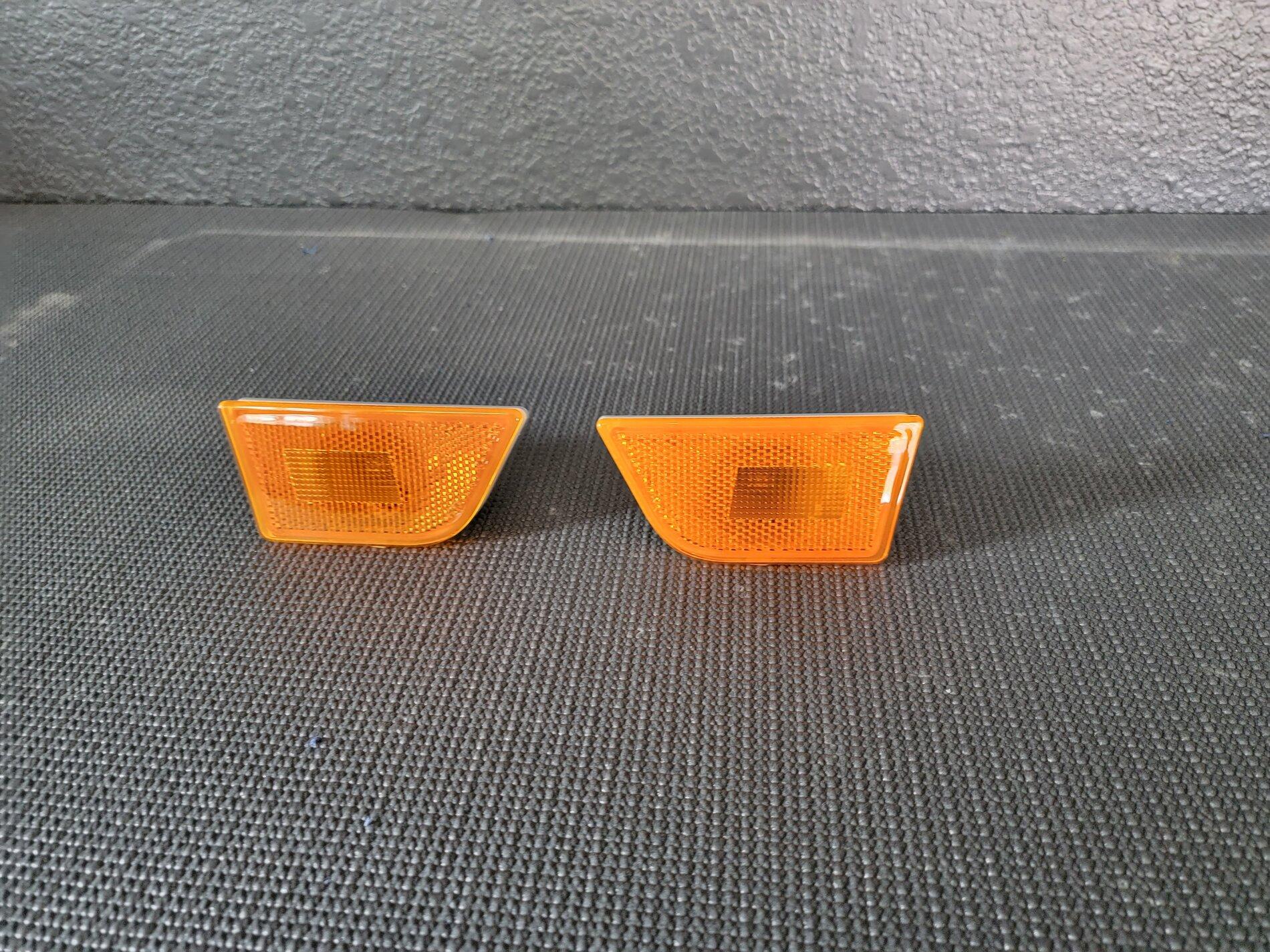 Ford Maverick Front side marker replacement lenses 20211003_144901