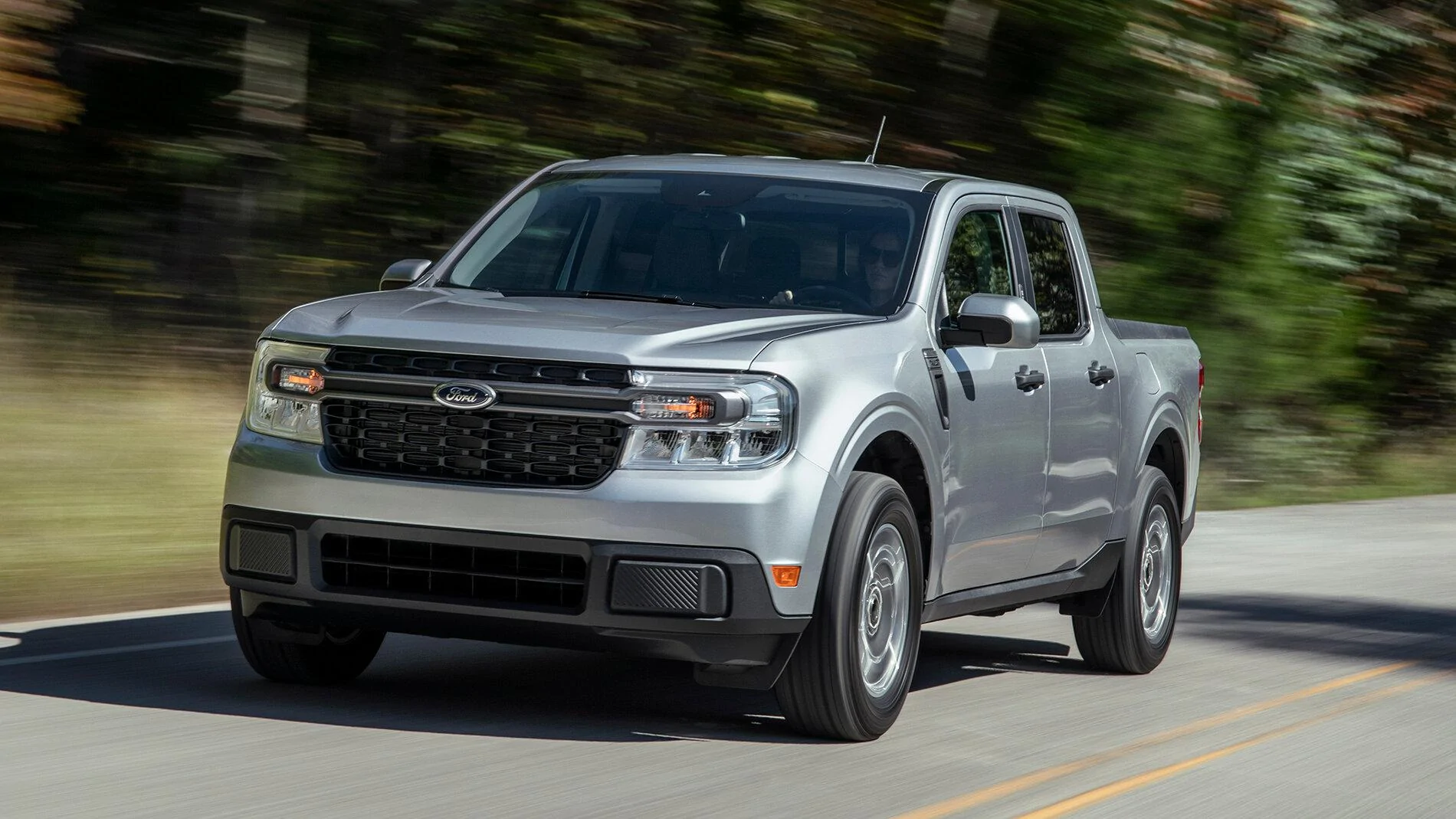 Ford Maverick ICONIC SILVER Maverick Photos Thread 2022 Maverick XLT Iconic Silver 3