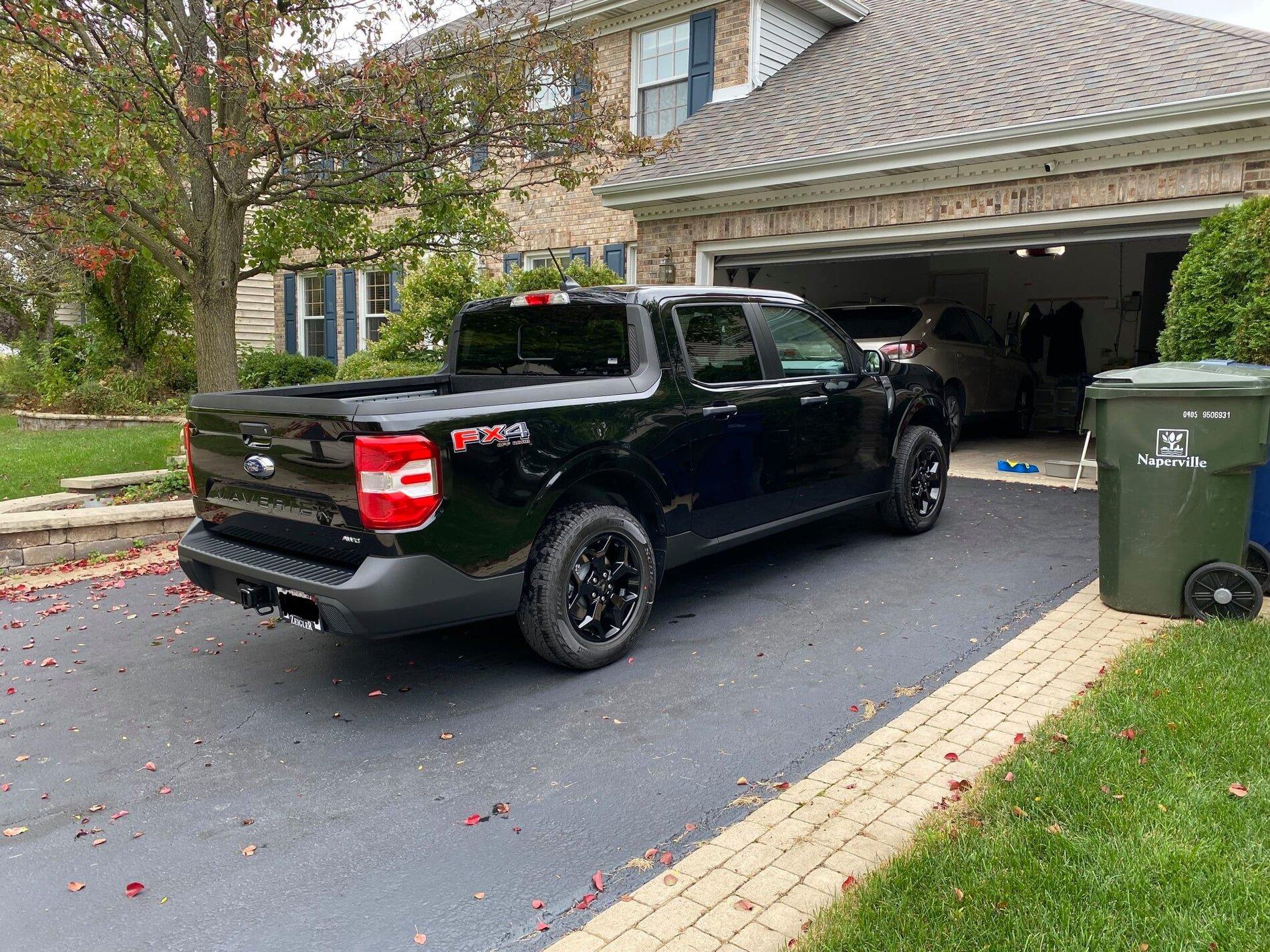 Ford Maverick SHADOW BLACK Maverick Photos Thread Shadow Black Ford Maverick XLT FX4 pickup 3