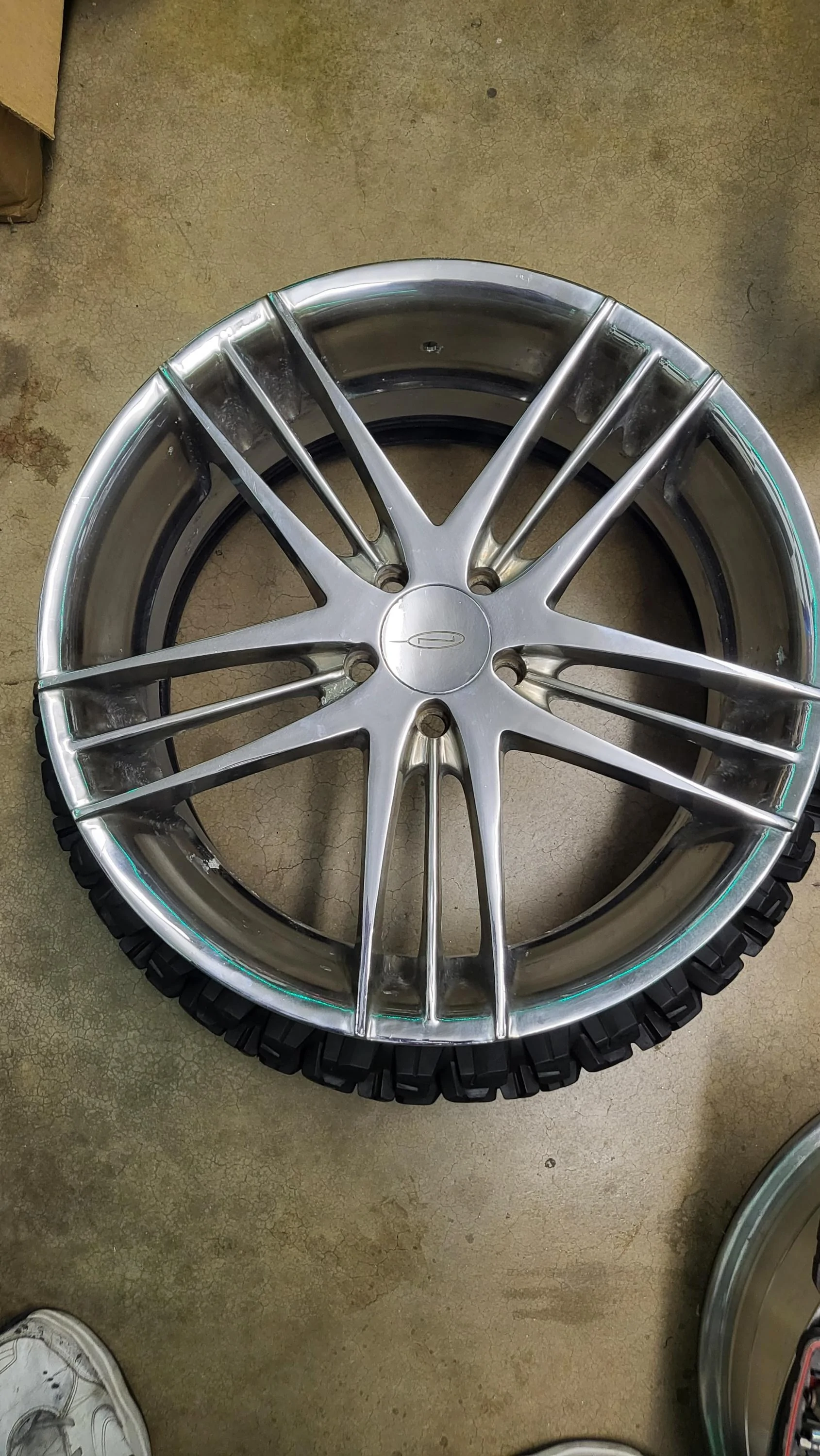Ford Maverick Lowered on powdercoated Focal F20 wheels. 20230119_213616_resized