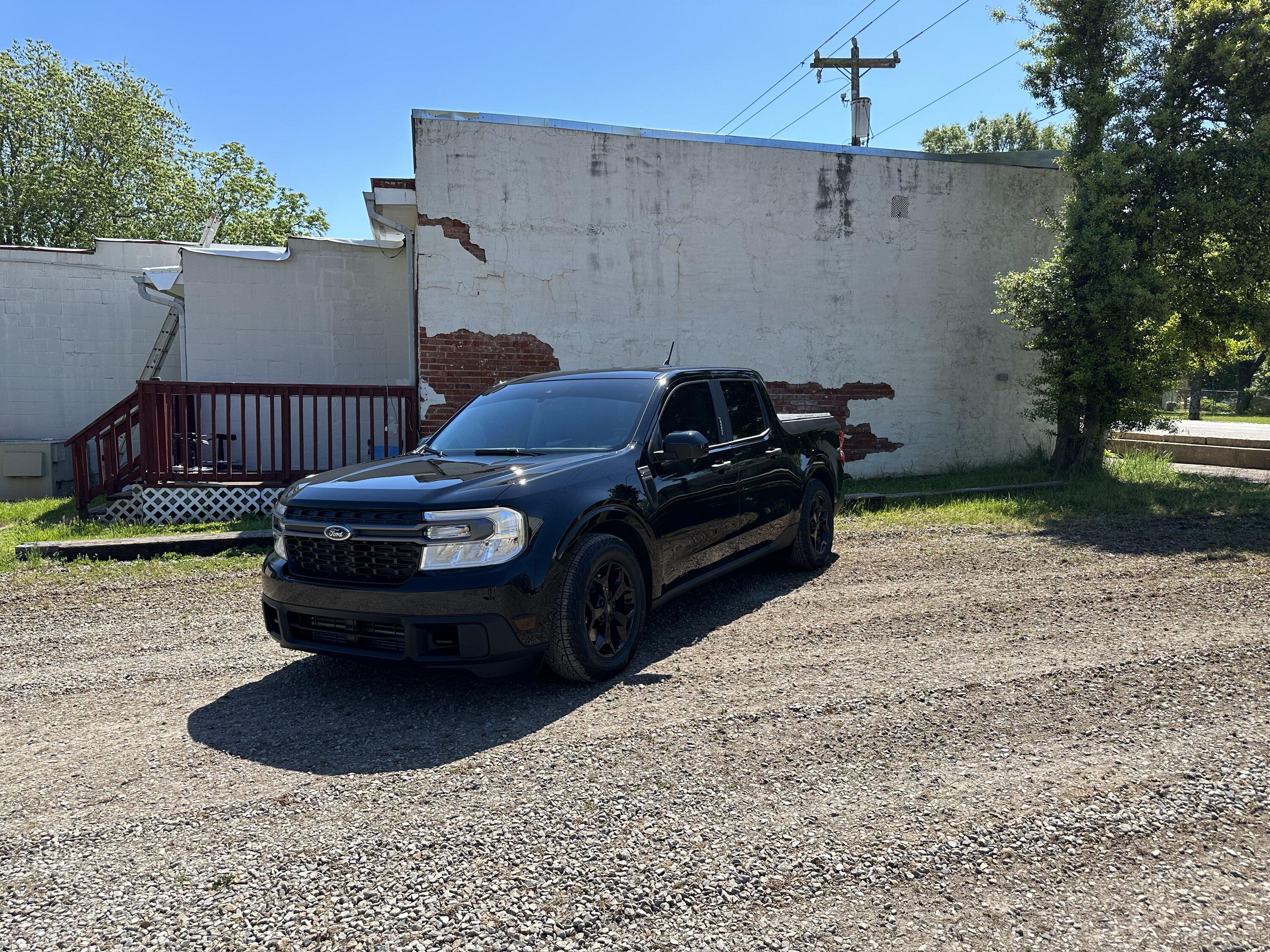 Ford Maverick More Pics... Lowered & Polished Shadow Black XLT tempImageZno2La