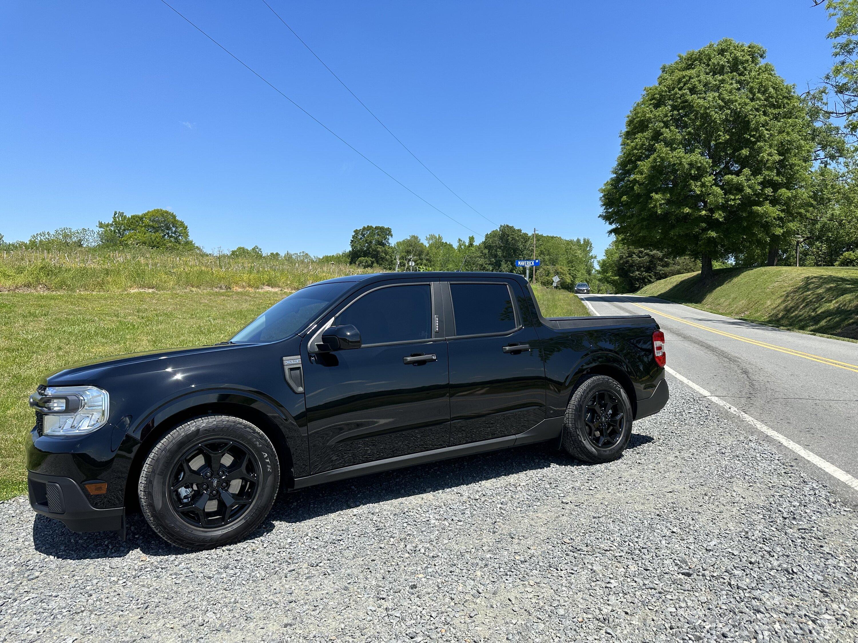 Ford Maverick More Pics... Lowered & Polished Shadow Black XLT tempImageikayyq