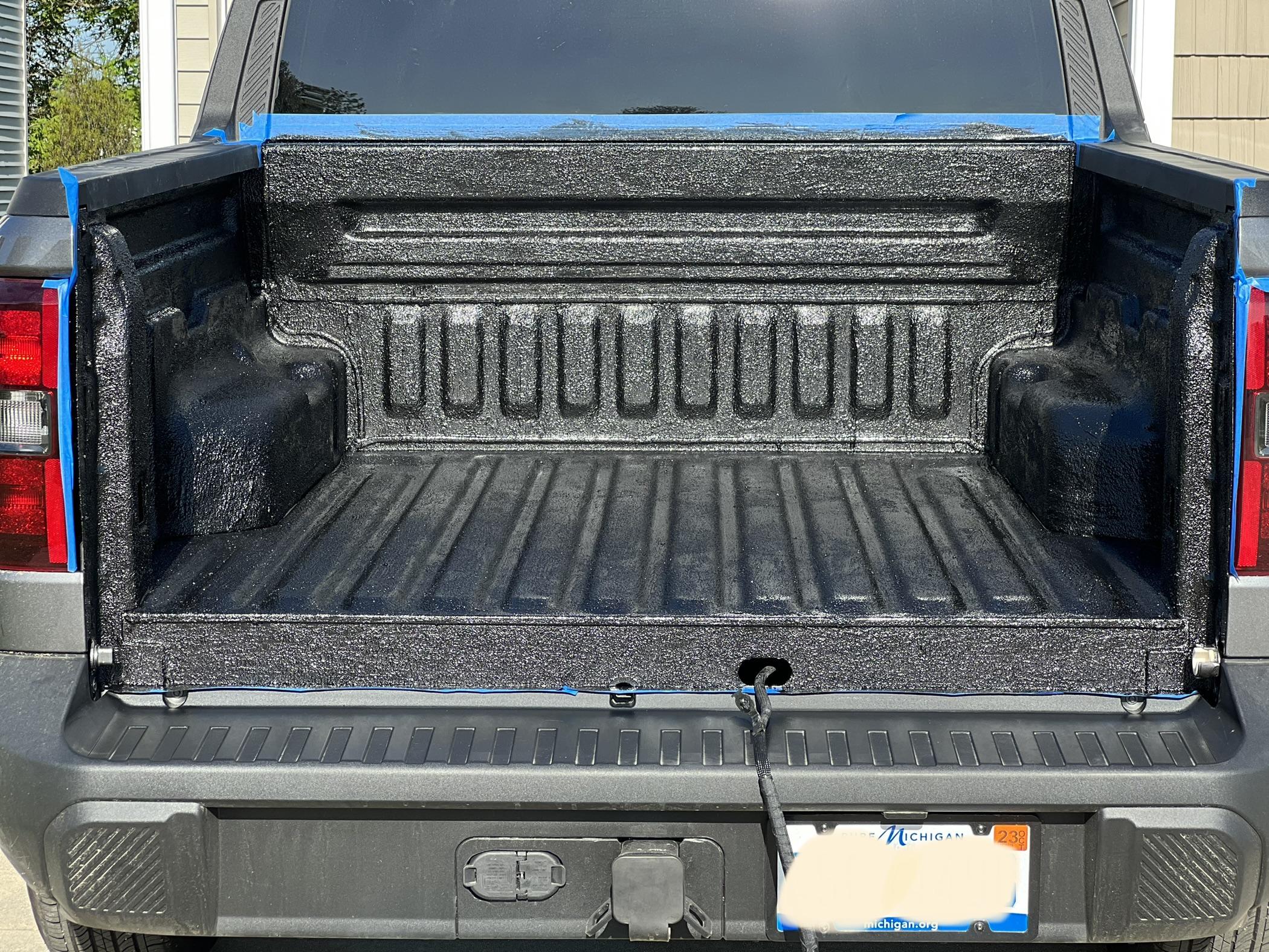 Ford Maverick Herculiner DIY bedliner install IMG_6952