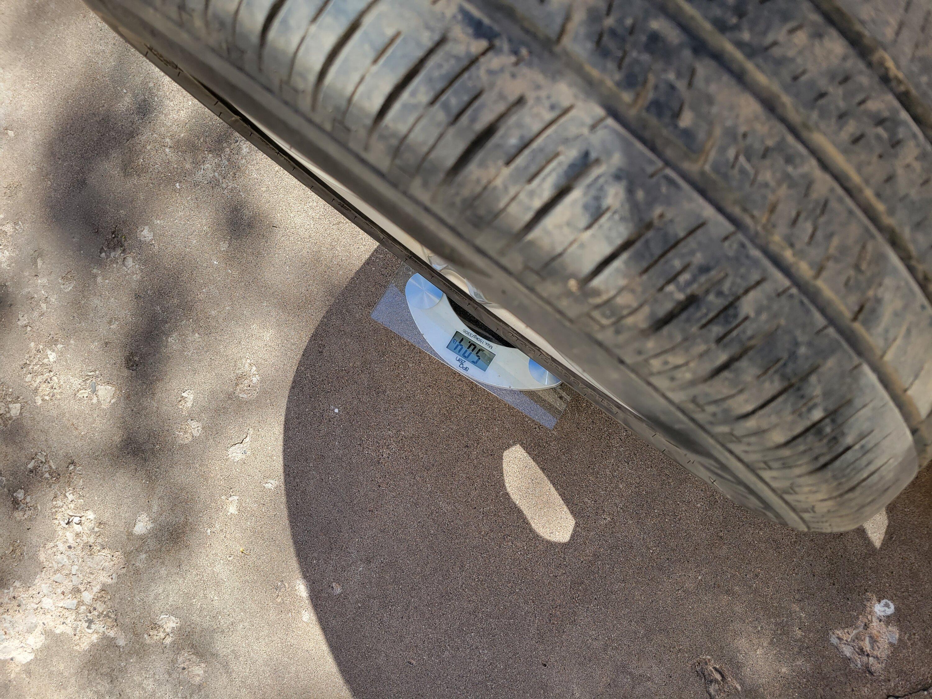 Ford Maverick Project QuikRik. My Velocity Blue XL AWD Performance build Stock escape aluminum wheel and tire weight