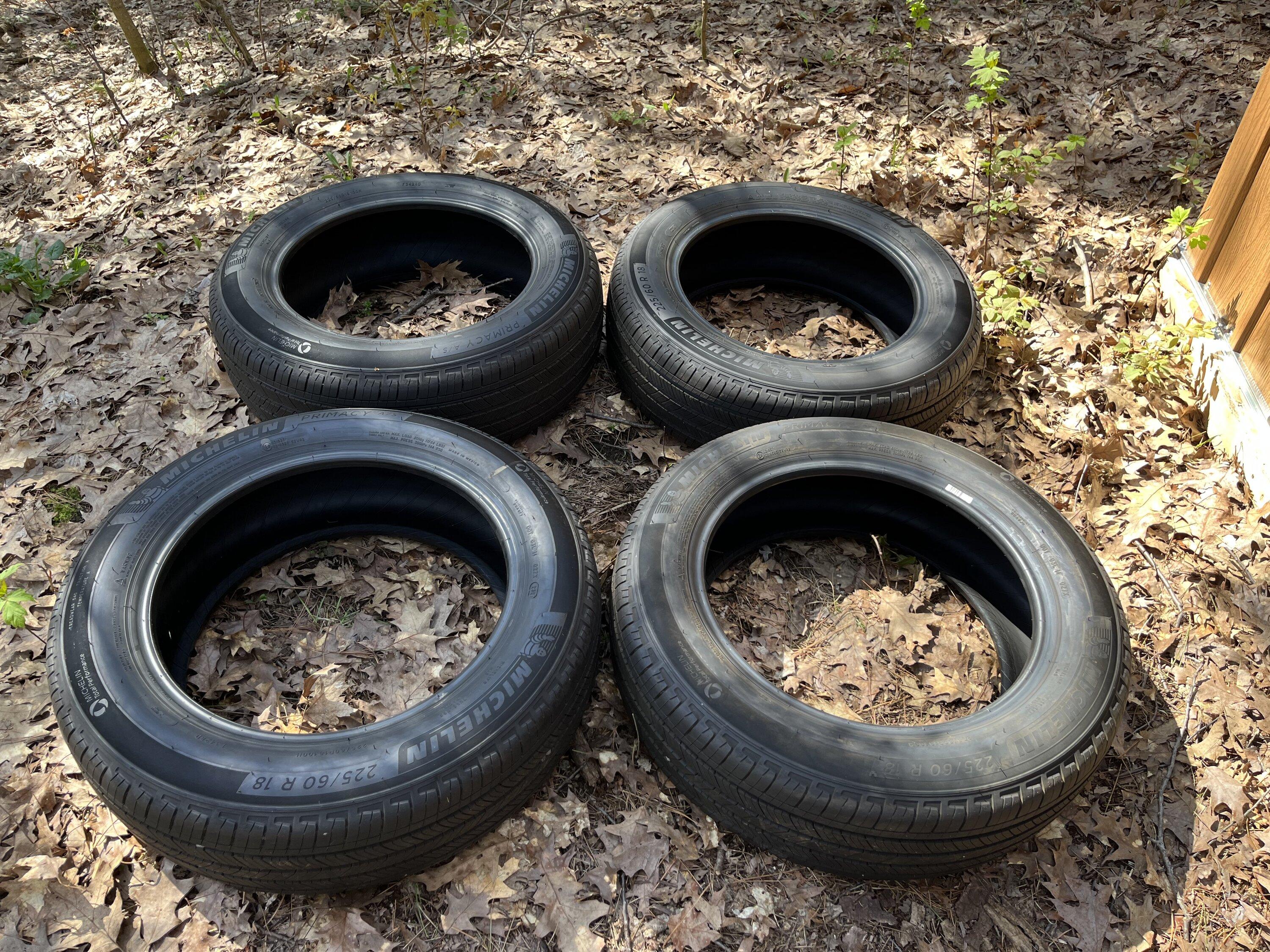 Ford Maverick 18” Michelin Primacy A/S Tires - $300 74121888-D8C2-42A5-A9AC-B6405D5AEF5C
