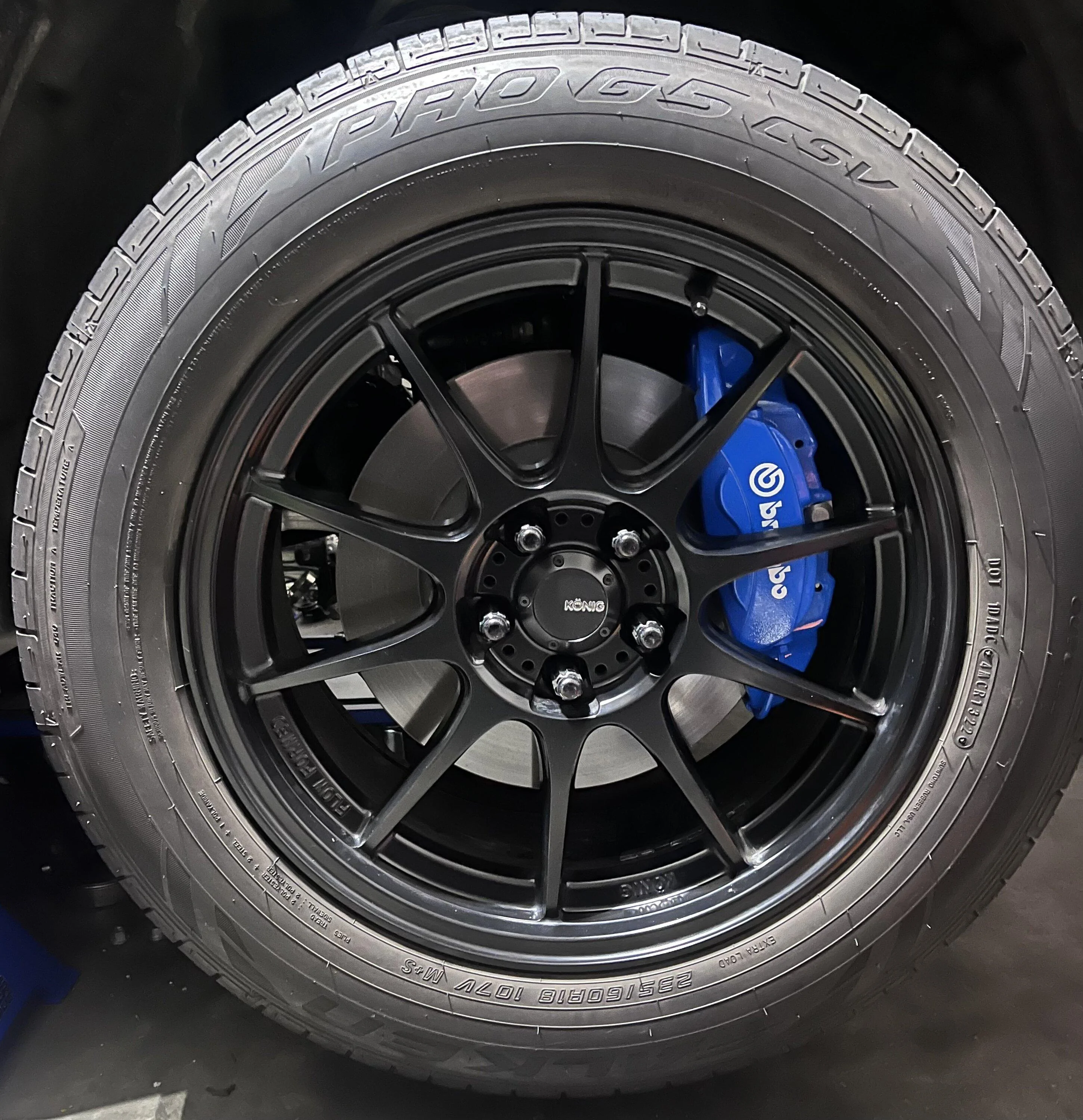 Ford Maverick RS Brembos on Maverick 0ABBA1E7-95B2-43DD-994D-5C7553EA12A1