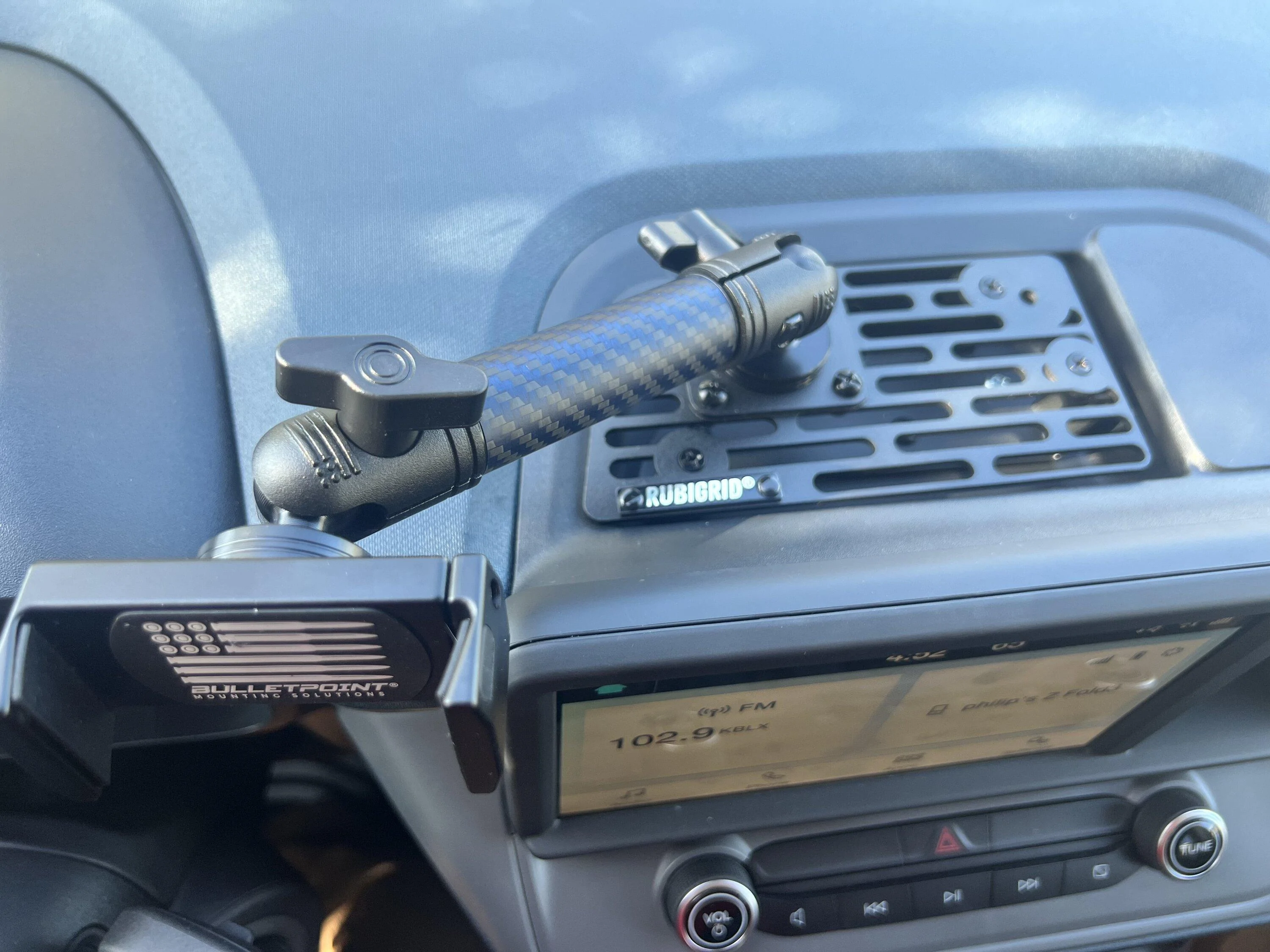 Ford Maverick Phone and iPad mount 3EBCBB97-8583-4E01-B7B6-3A56B0ED99E8