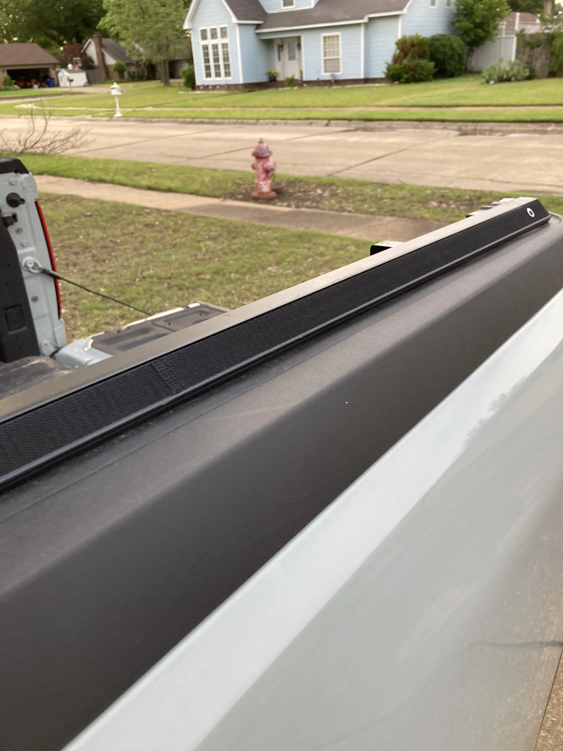 Ford Maverick Tonneau Cover Buying Guide IMG_2504
