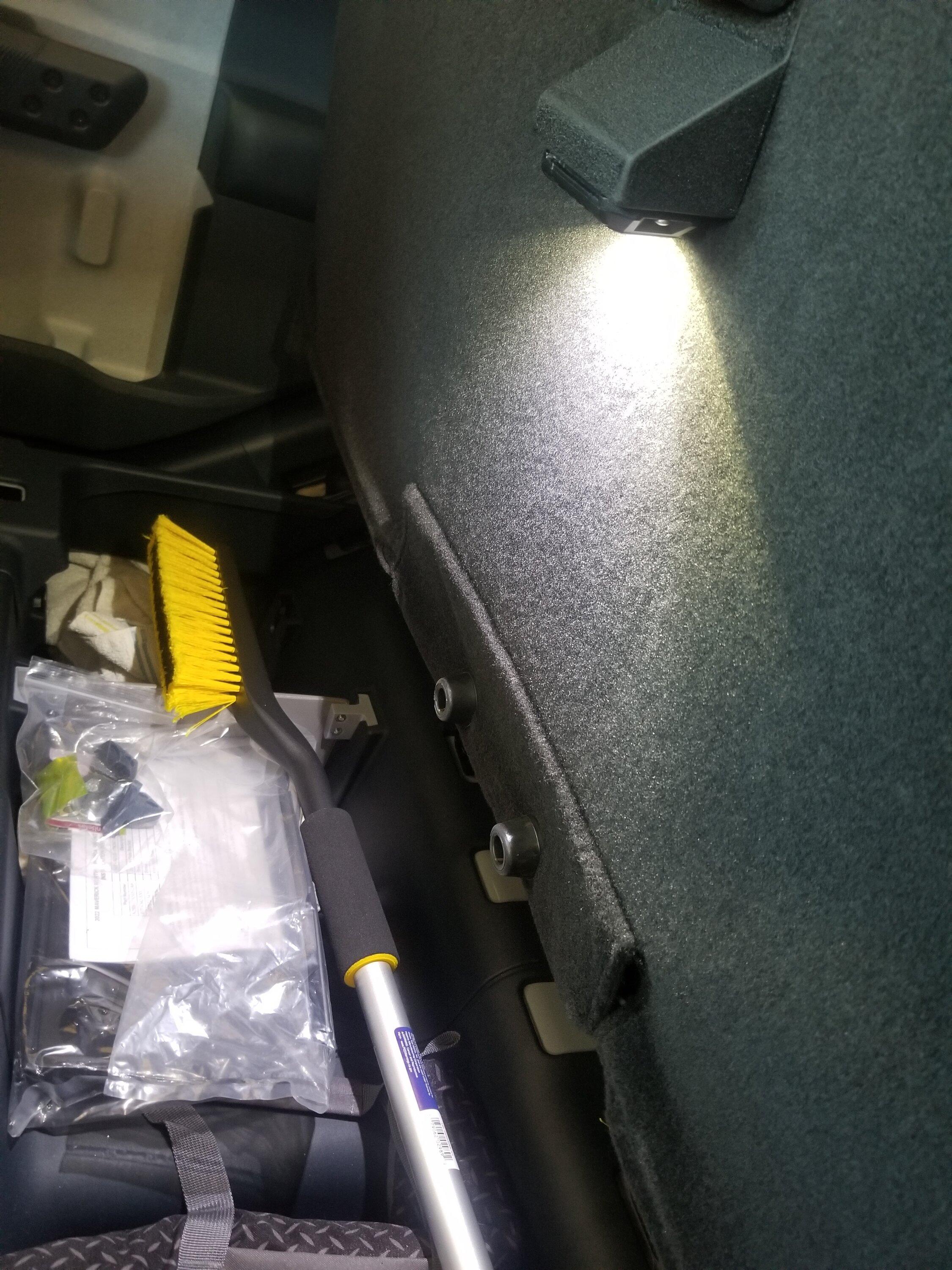 Ford Maverick Headliner removal instructions? 20230510_161524