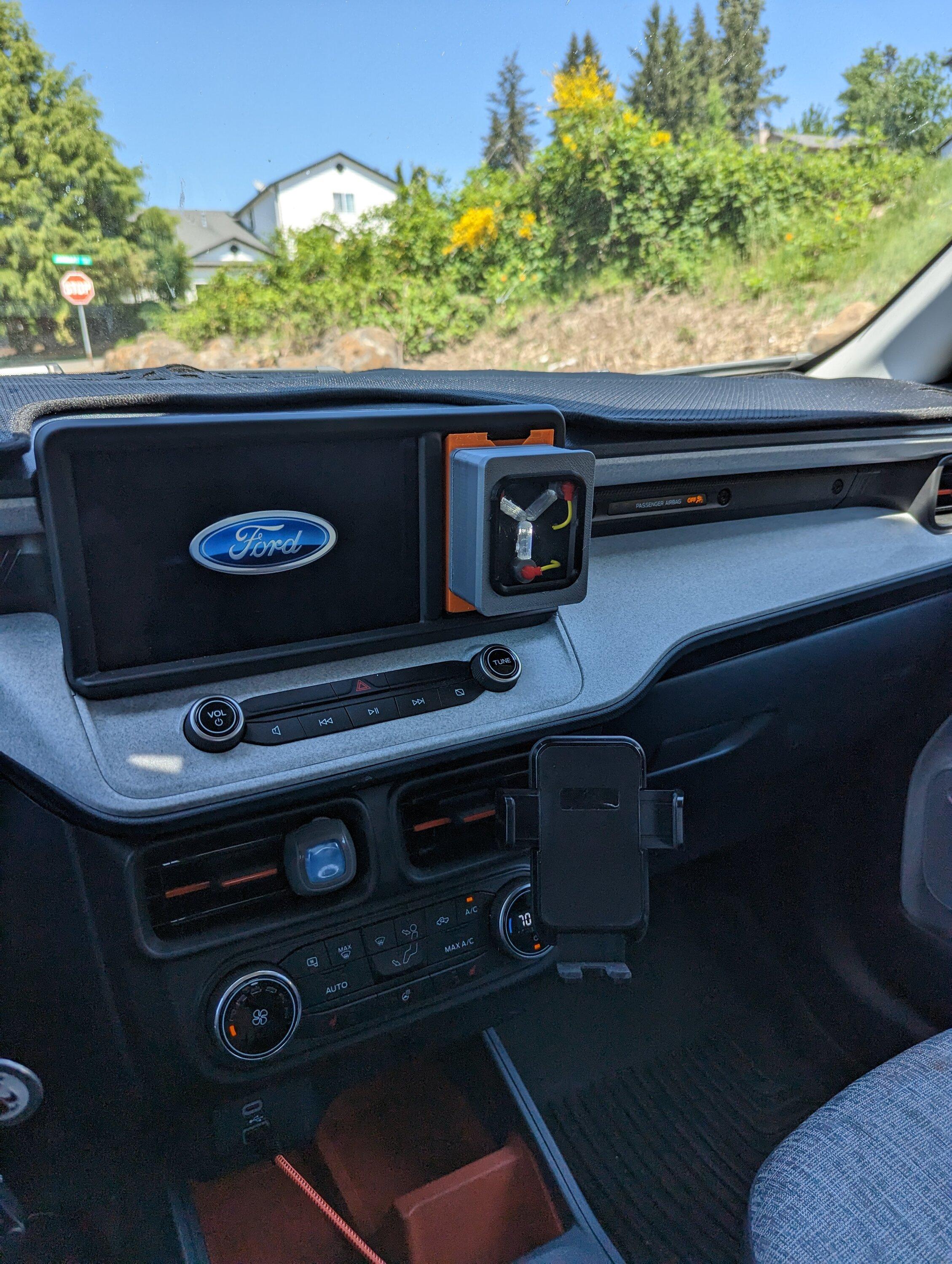 Ford Maverick Dash cubby hole -- what's in yours? 📸 PXL_20230518_203313714