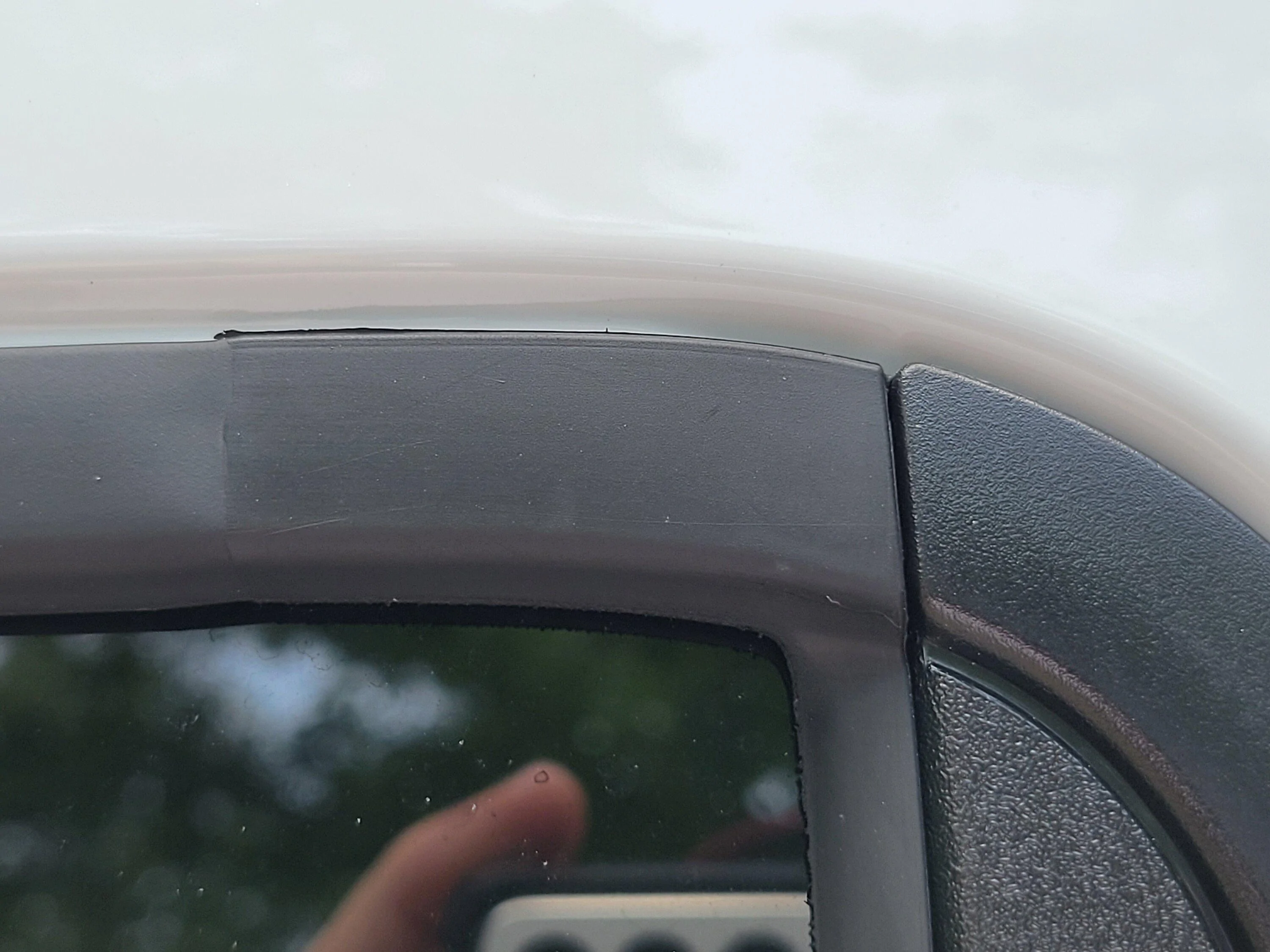 Ford Maverick Rear window rubber seal 20230523_124747