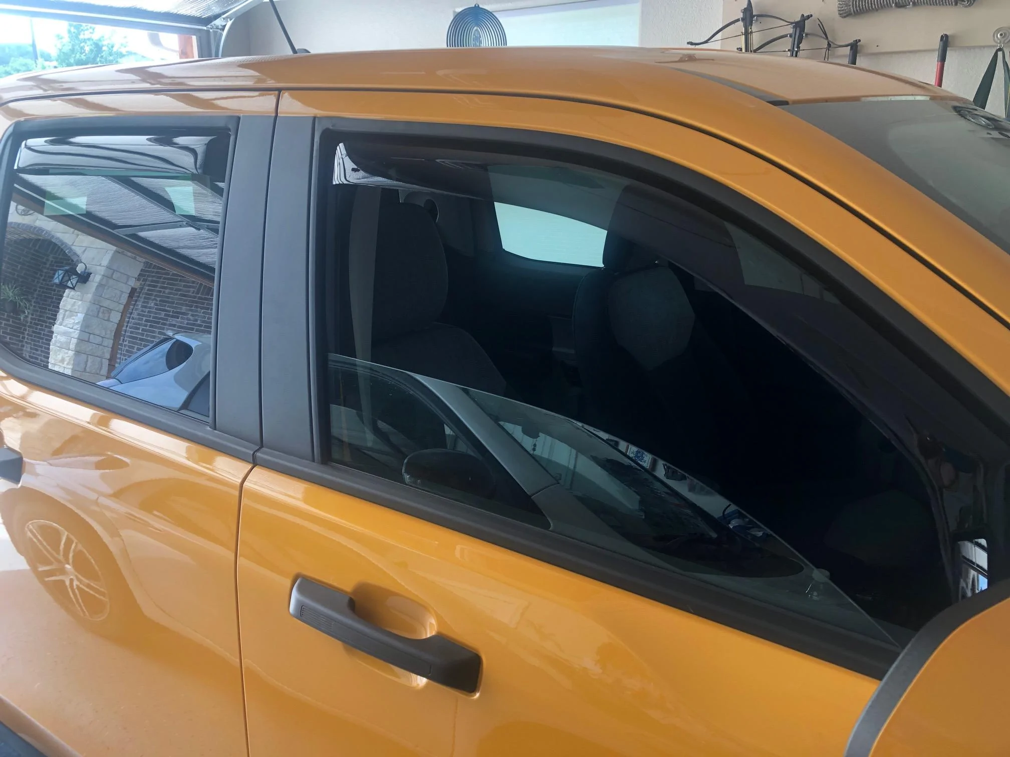 Ford Maverick 2023 Hybrid after 1 month. EGR Window vent shad