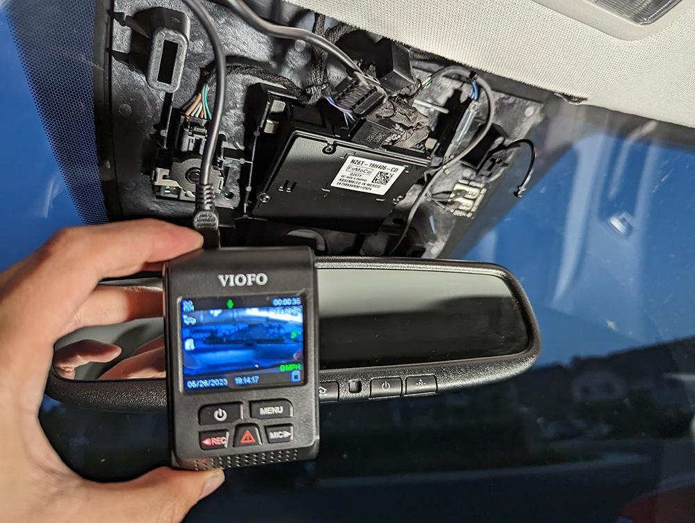 Ford Maverick Cheap auto-dimming, homelink mirror PXL_20230527_031419895