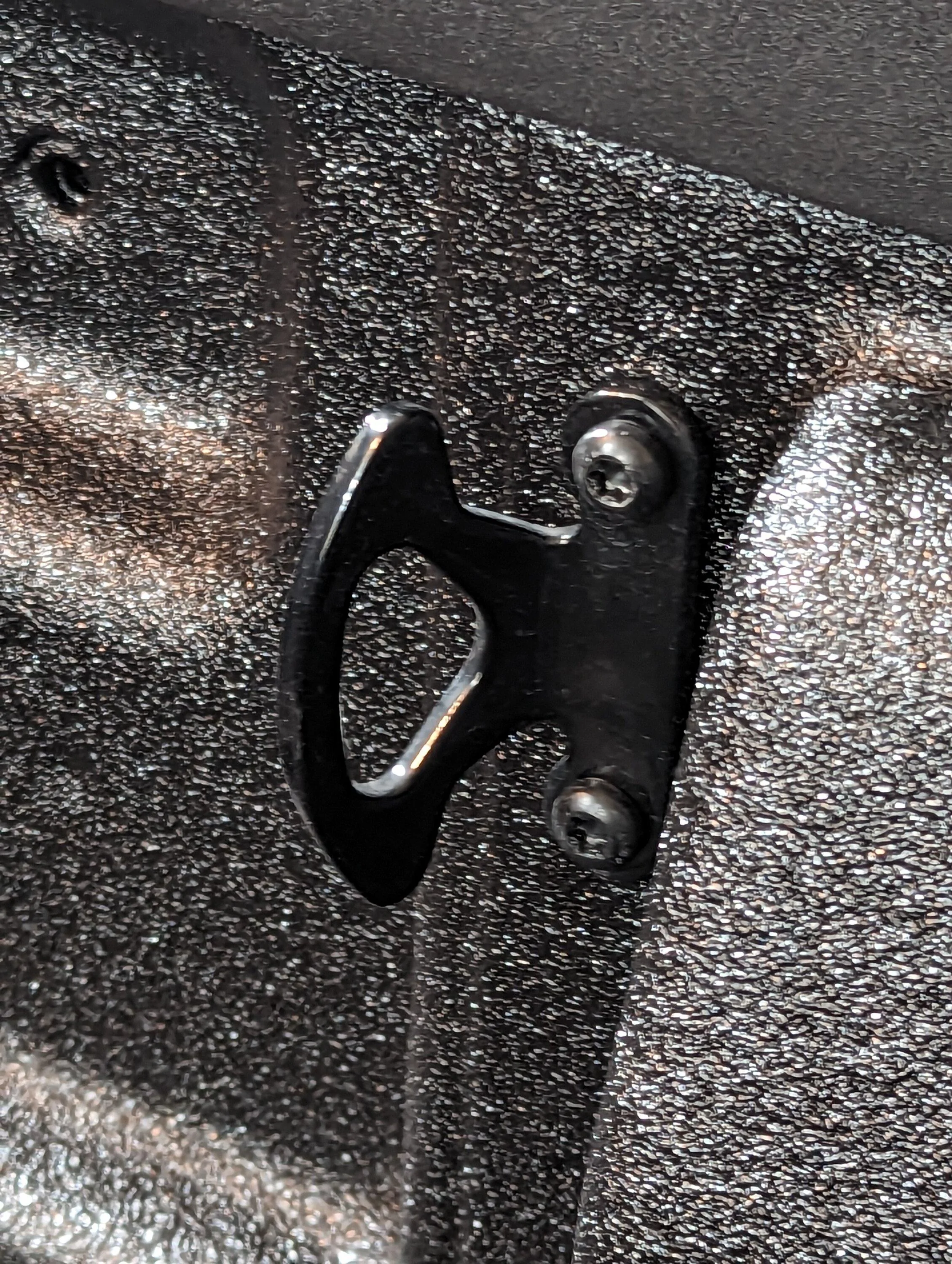 Ford Maverick How strong are the bed tie-downs? PXL_20230529_024538237