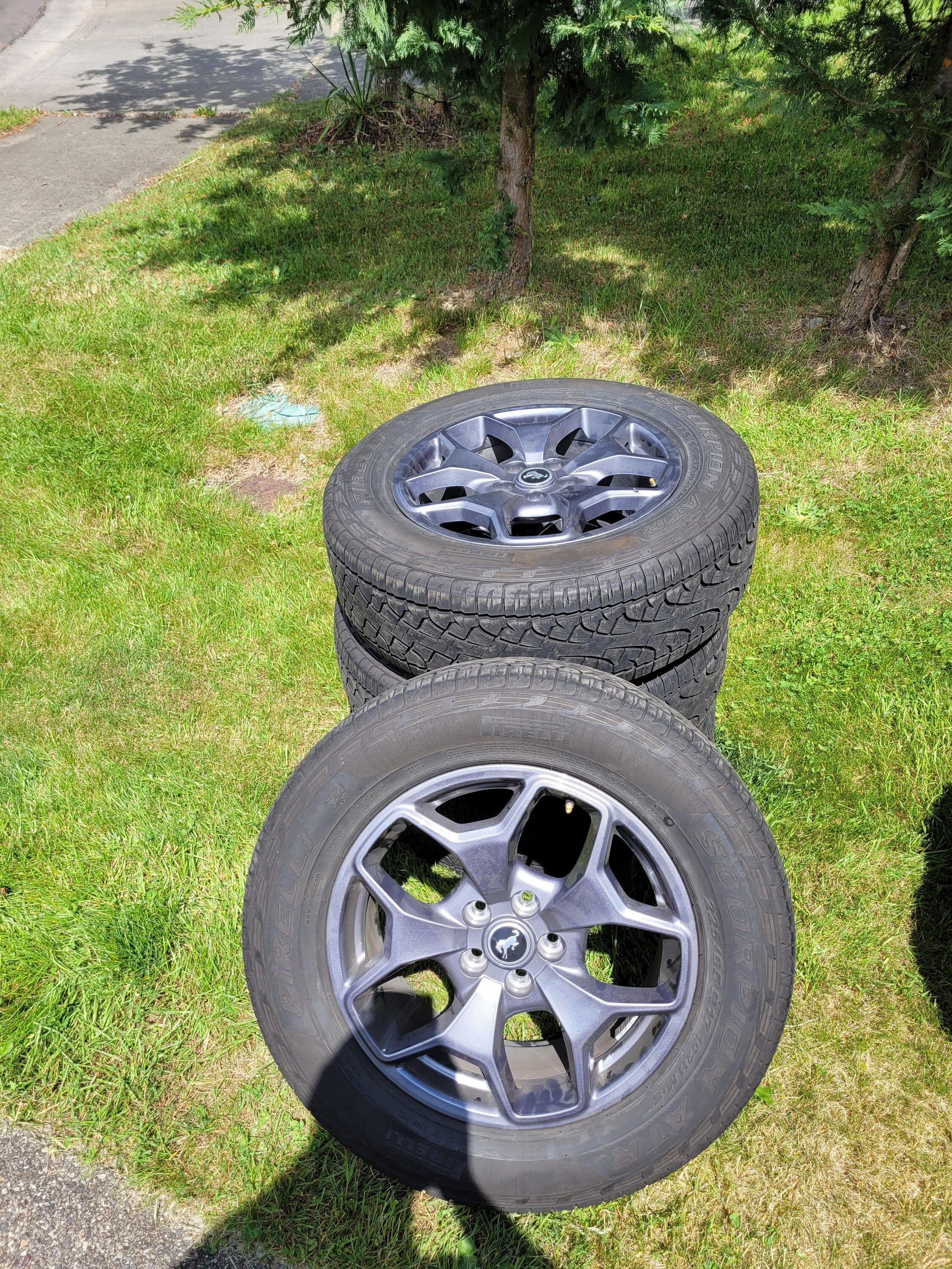 Ford Maverick Wheels and tires for sale 20230530_135028