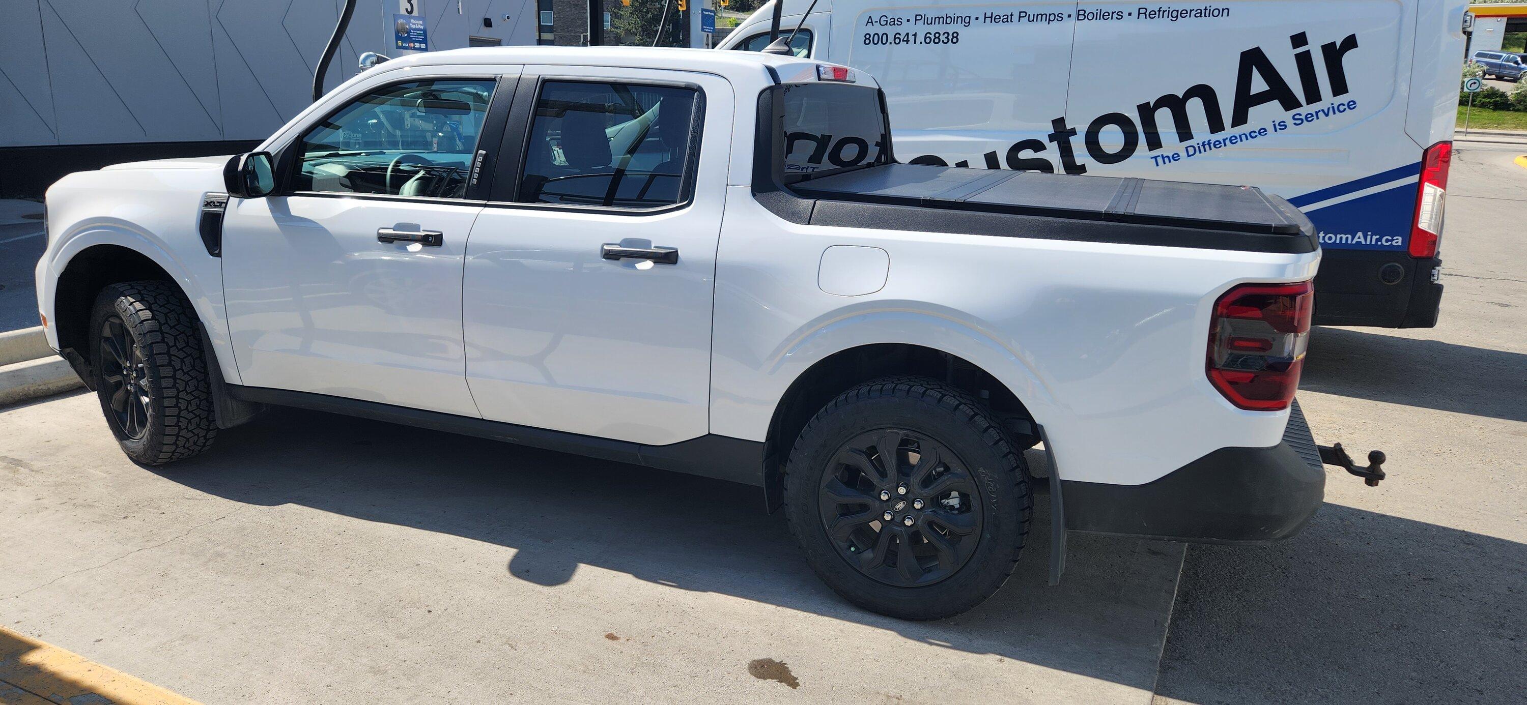 Ford Maverick 235 60r18 Toyo AT3s installed 20230602_100355