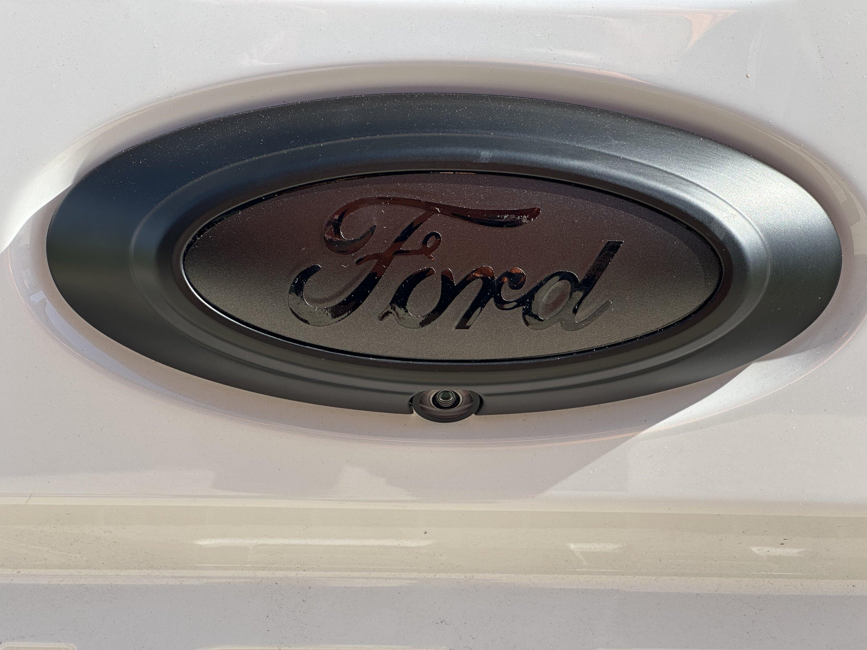 Ford Maverick BAK Revolver X4s & Yakima OverHaul HD installed IMG_9377