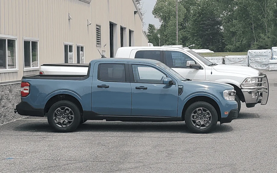 Ford Maverick Post your Maverick next to ridiculously large trucks - photos thread 1686078110985