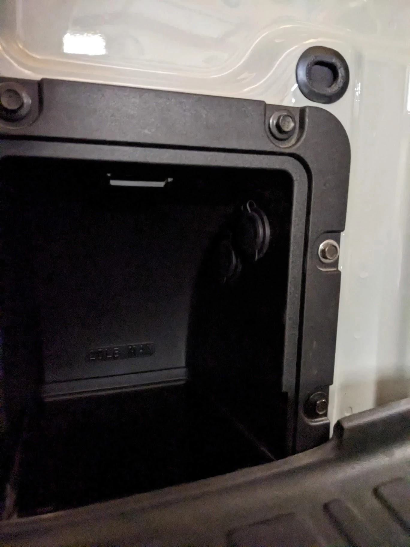 Ford Maverick Added 12v power points to the bed cubby PXL_20230610_231545489 (1)