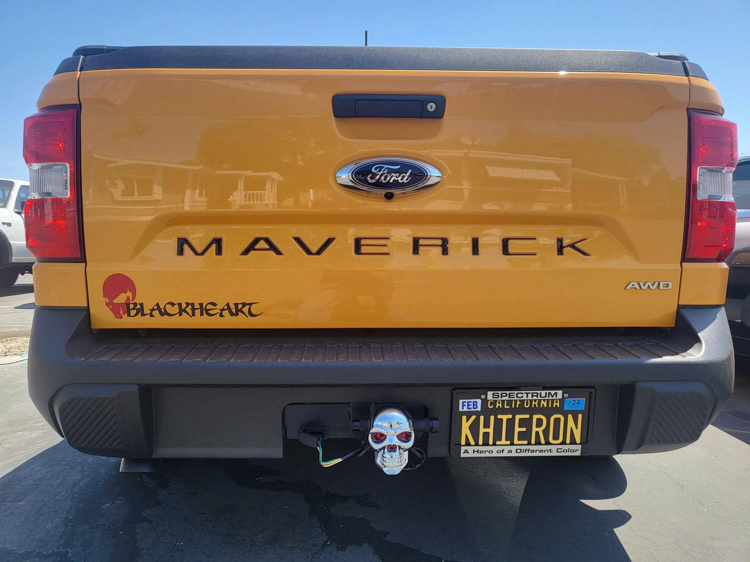 Ford Maverick Request: Black license plate on Cyber Orange maverick 20230530_142749