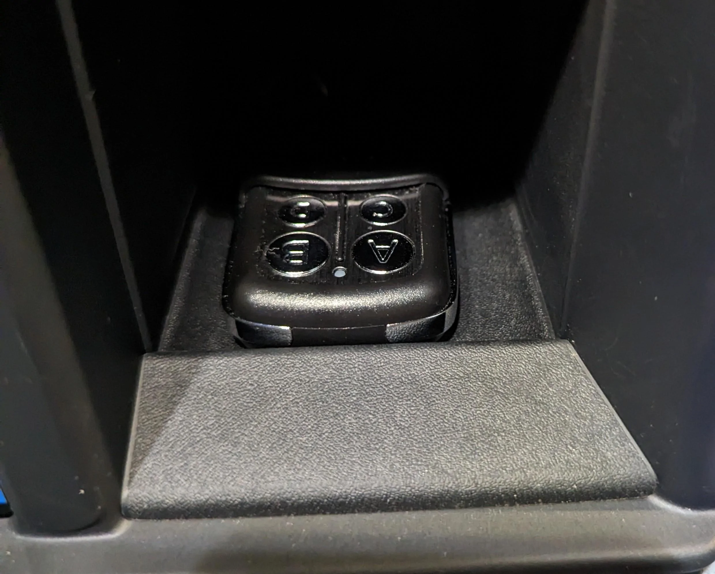 Ford Maverick Dash cubby hole -- what's in yours? 📸 PXL_20230612_191458153