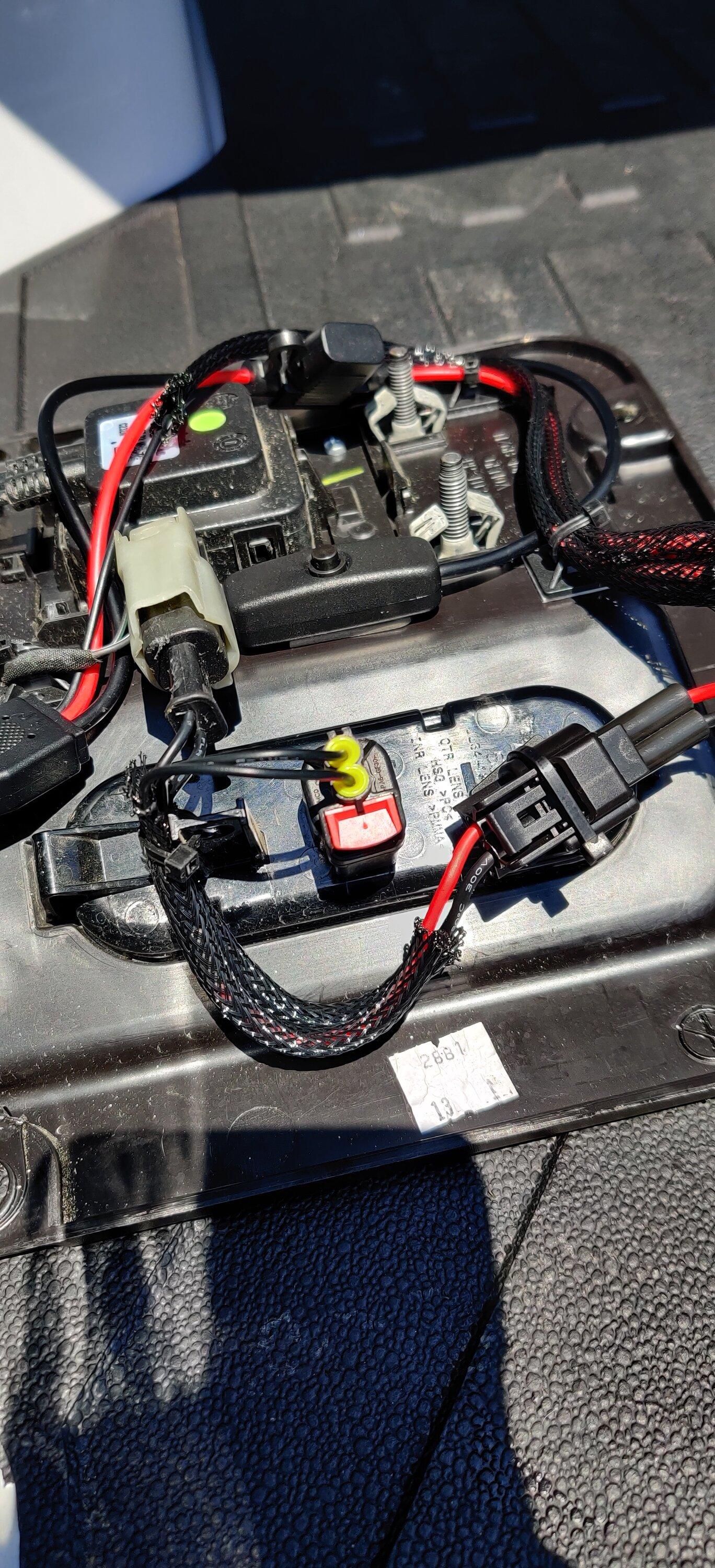 Ford Maverick NiLight 60” LED bed light kit installed with tailgate magnetic switch IMG_20230615_143957
