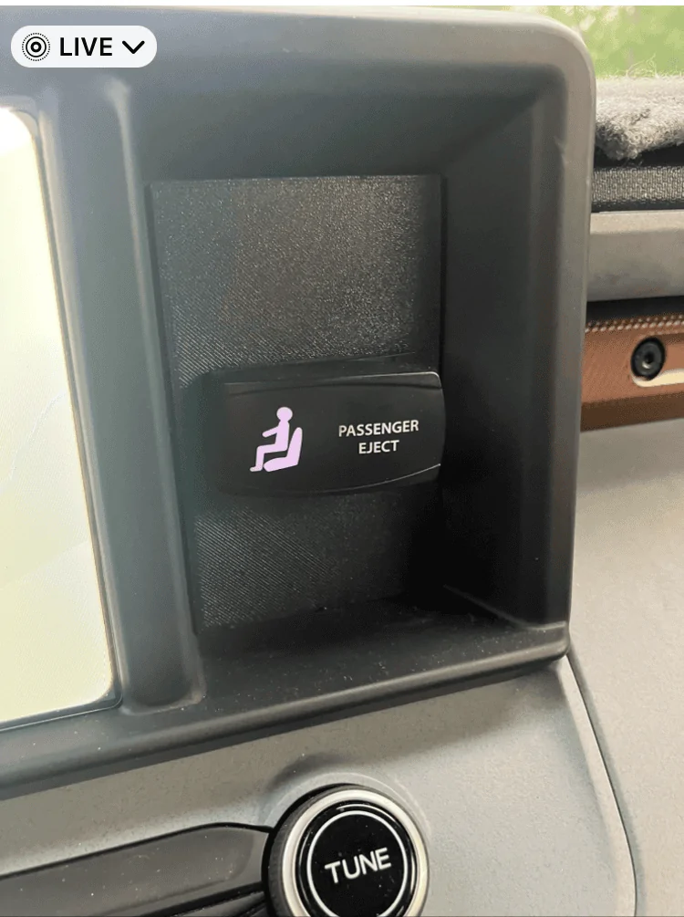 Ford Maverick Is the tailgate unlock on the dash a dummy? 1687136323491