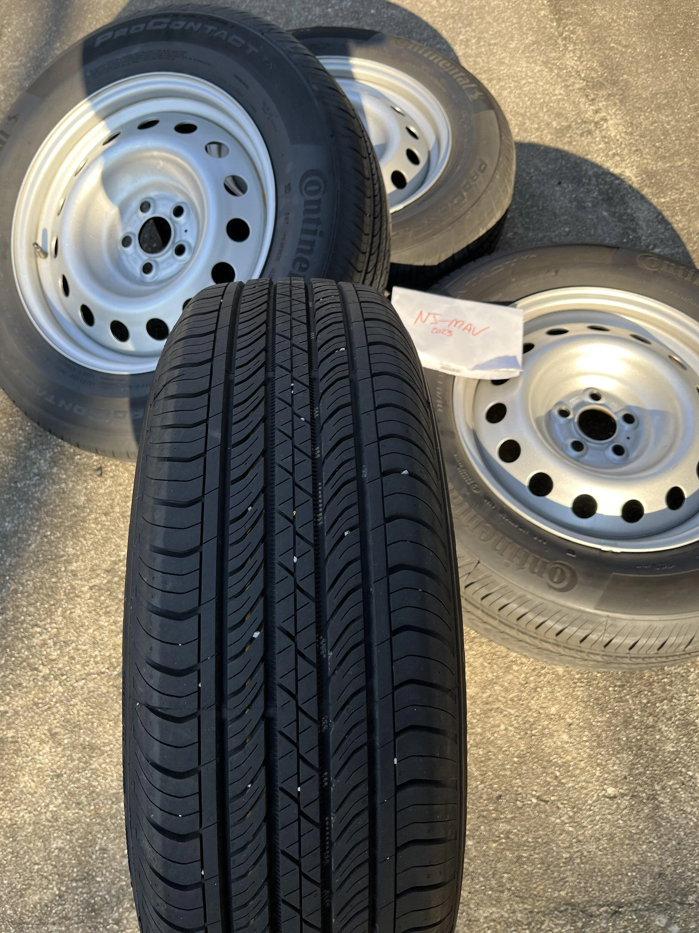 Ford Maverick WTB - Factory Wheels (XL) AA0E6A5E-ED4F-4111-B4CE-11542249244D