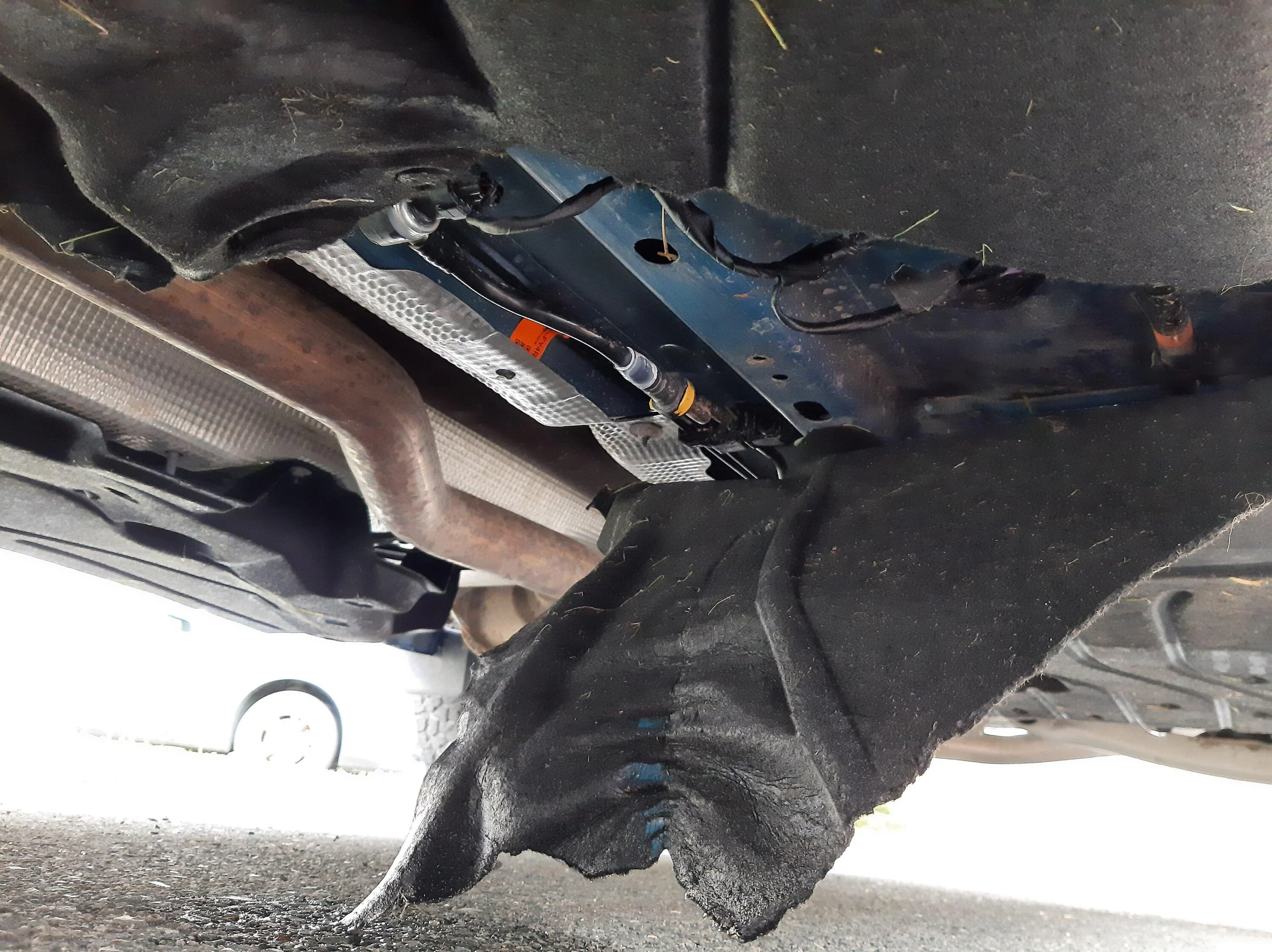 Ford Maverick Enhanced Underbody Protection ? 20230618_164659