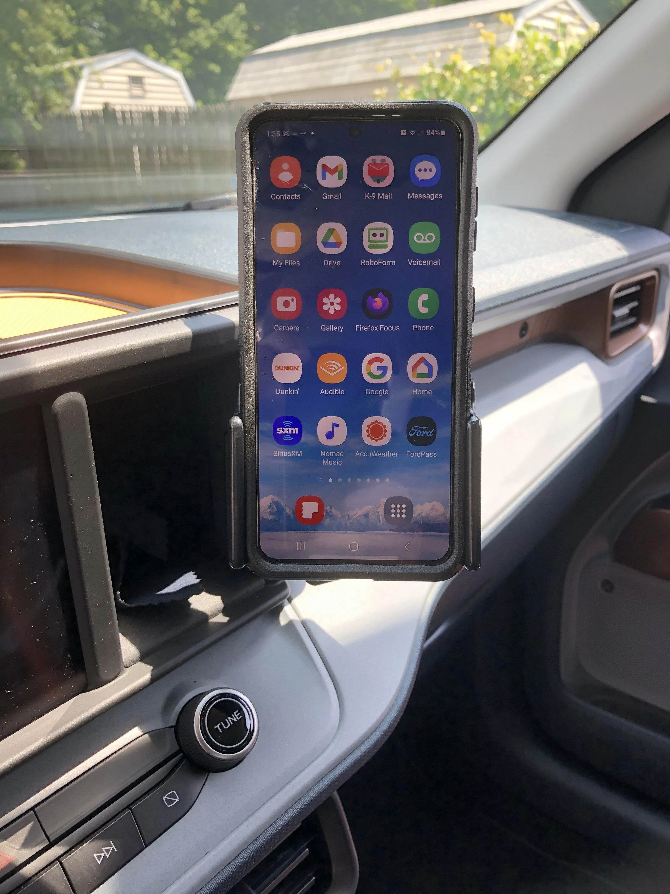 Ford Maverick Need iPhone Mount with High Powered Magnet IMG_0005