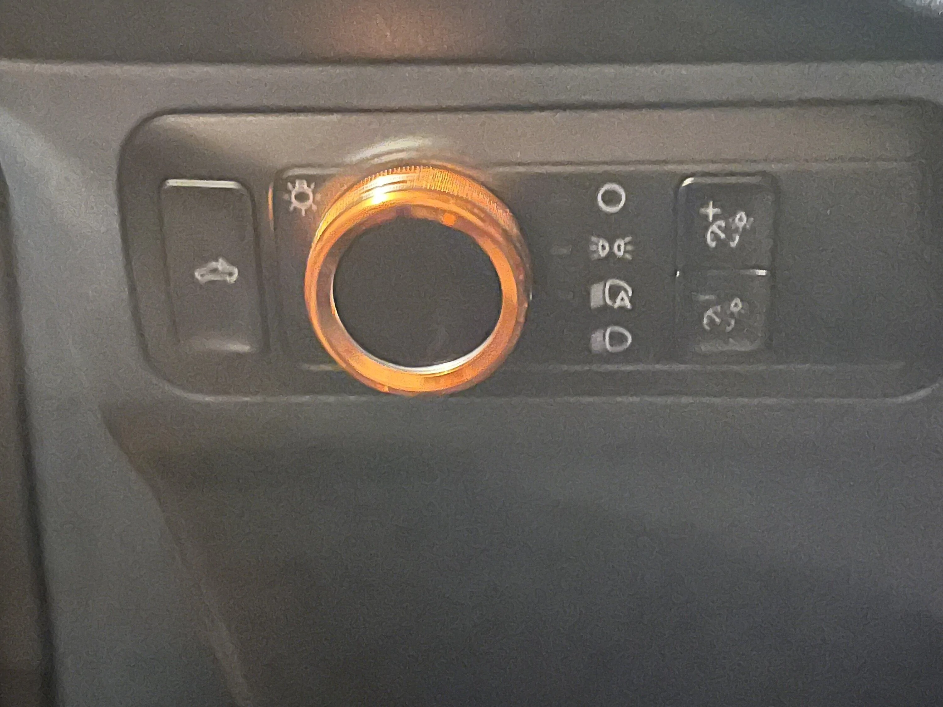 Ford Maverick Tailgate tie down anchors / hooks that work with Tailgate Assist strut -- installed pics IMG_0118